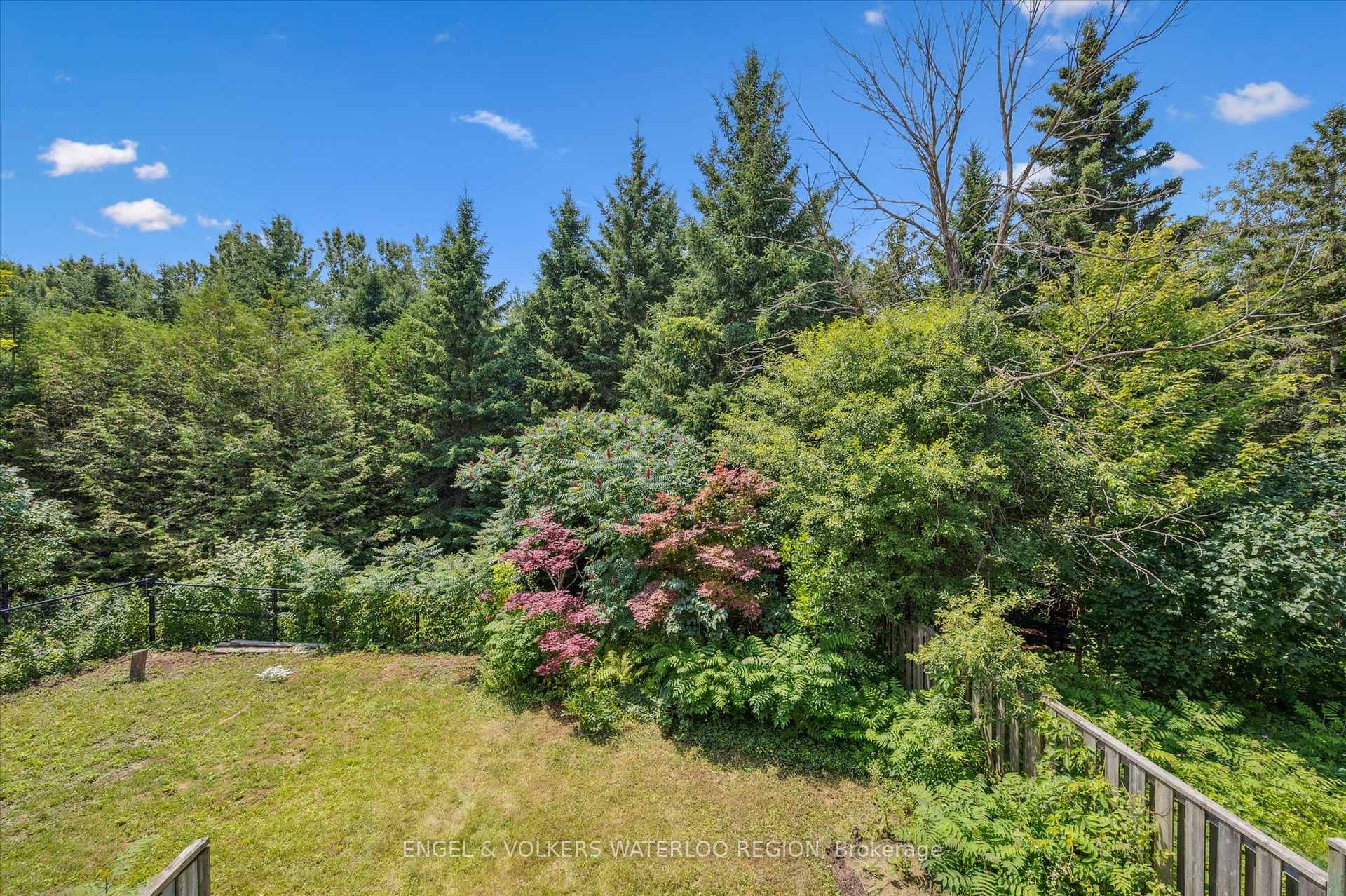 Photo 6 of 443 Laurel Gate Drive, Waterloo — HOMEH