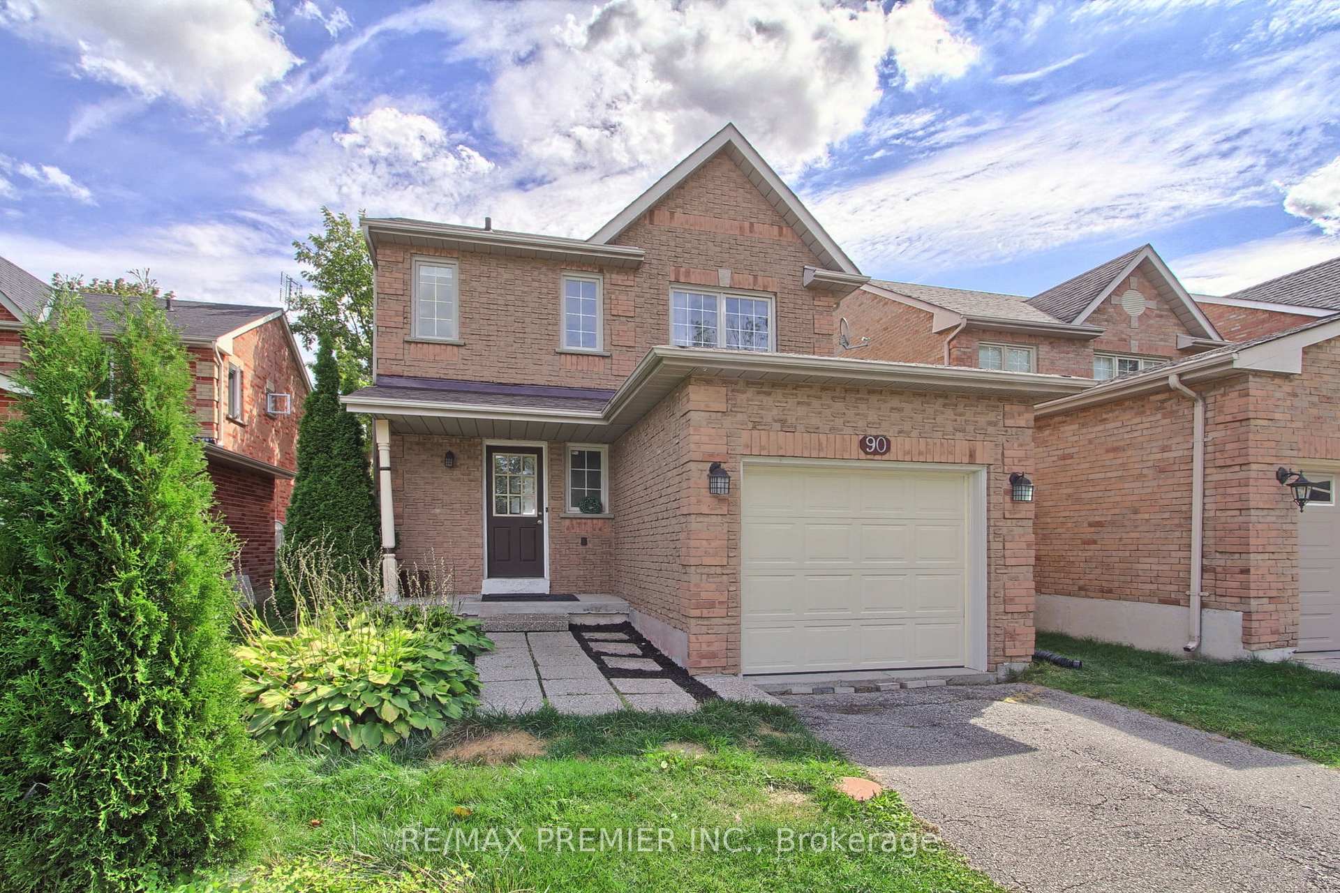 Front of 90 Covent Crescent
