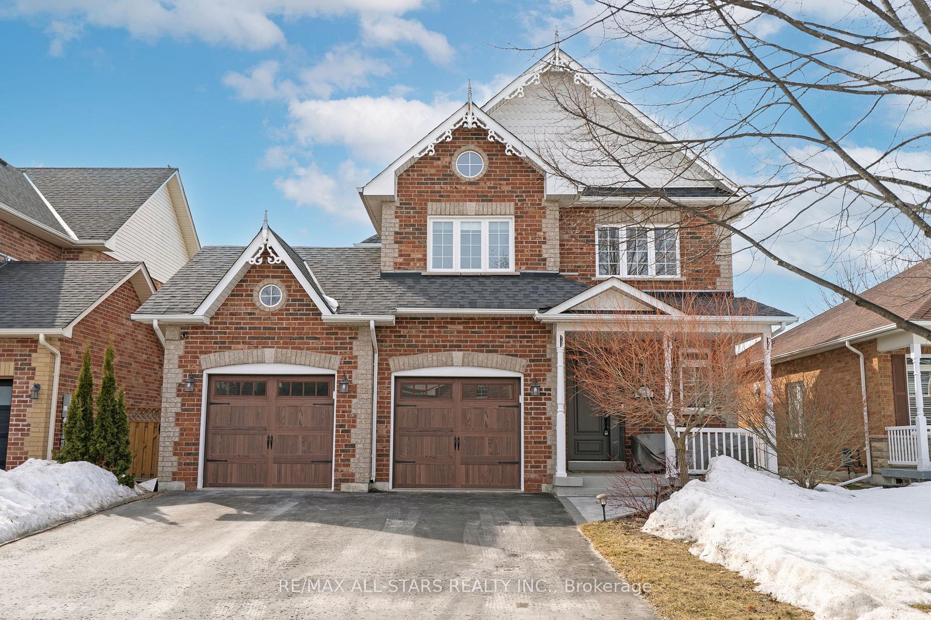 Front of 22 Brownscombe Crescent