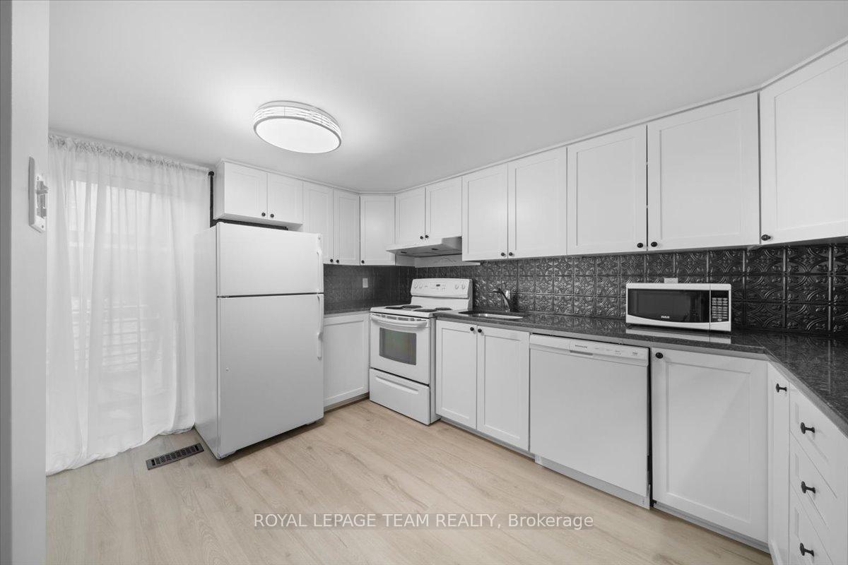 Photo 10 of Unit 1, 135 Upper Lorne Place, Ottawa, West Centre Town — HOMEH
