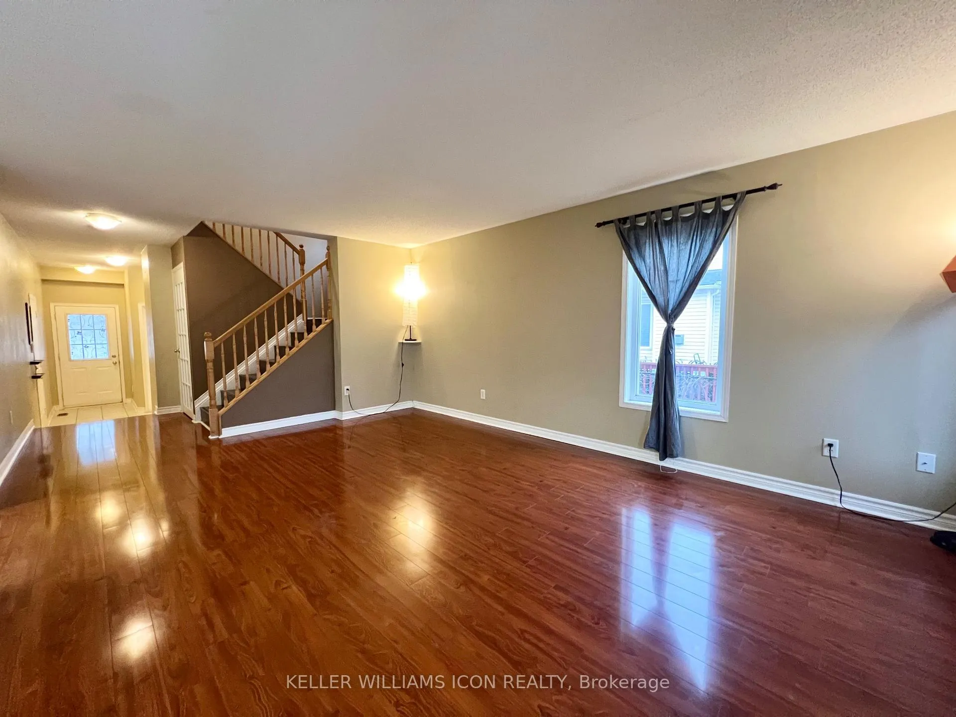 Photo 12 of 21 Karendale Street, Ottawa, Barrhaven East — HOMEH
