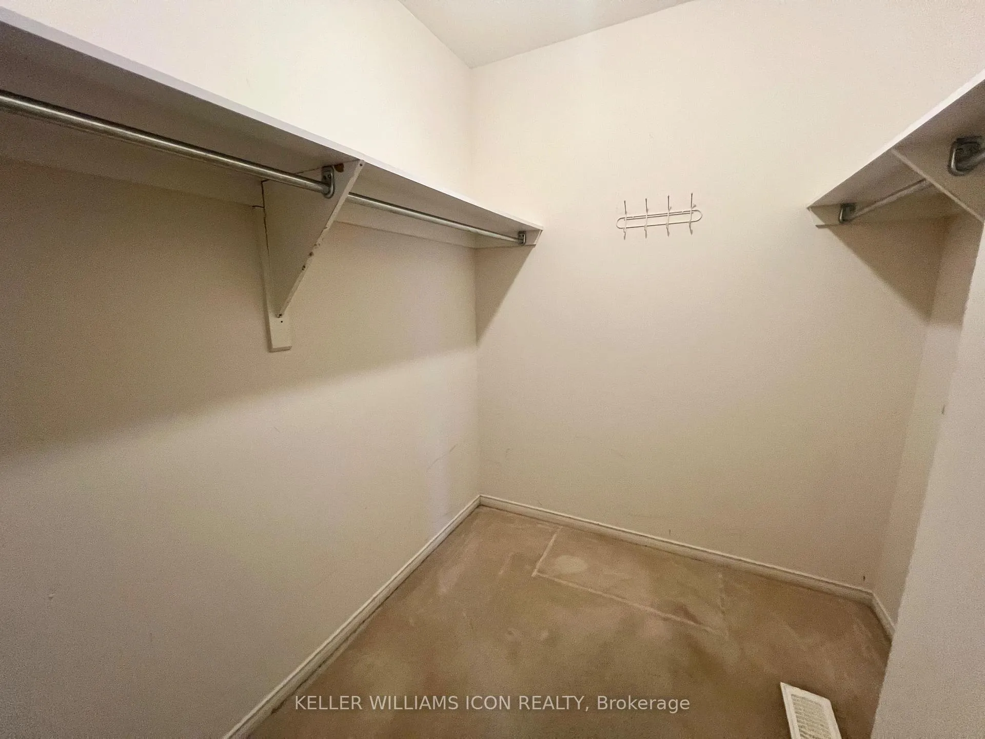 Photo 23 of 21 Karendale Street, Ottawa, Barrhaven East — HOMEH