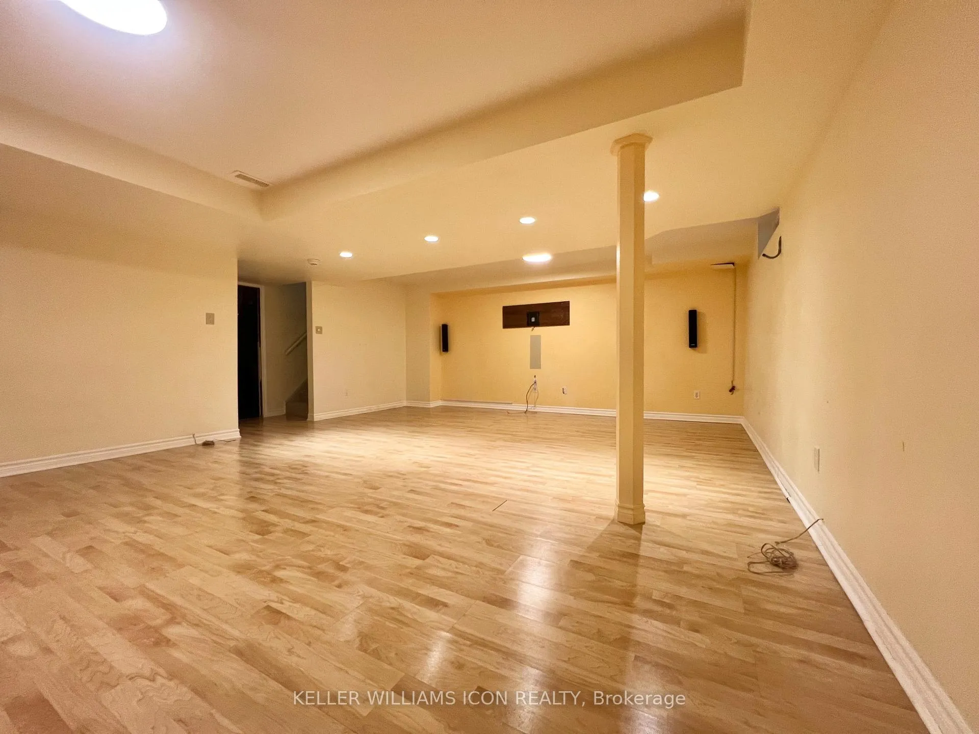 Photo 31 of 21 Karendale Street, Ottawa, Barrhaven East — HOMEH
