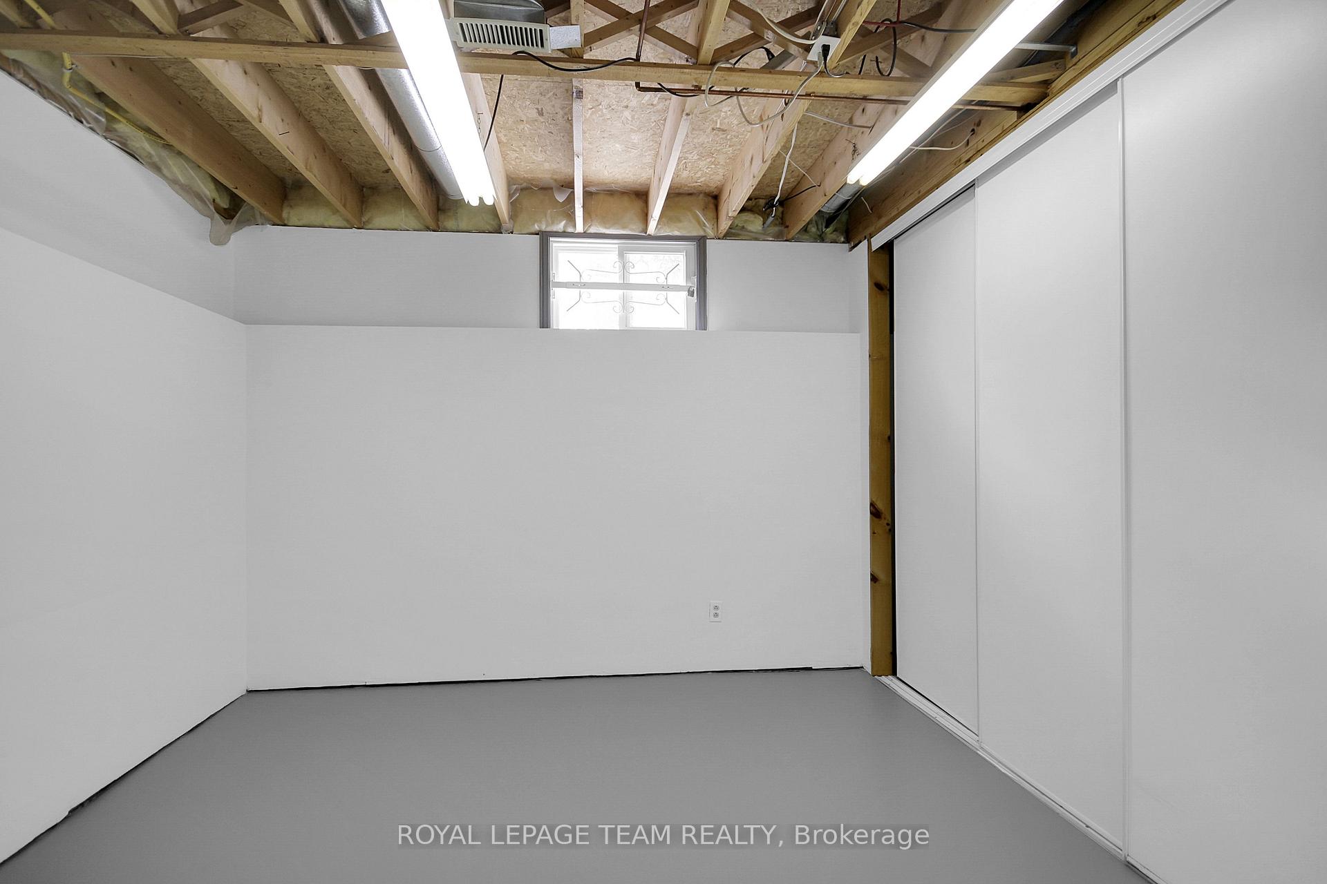 Photo 33 of 56 Forestview Crescent, Ottawa, Westcliffe Estates — HOMEH