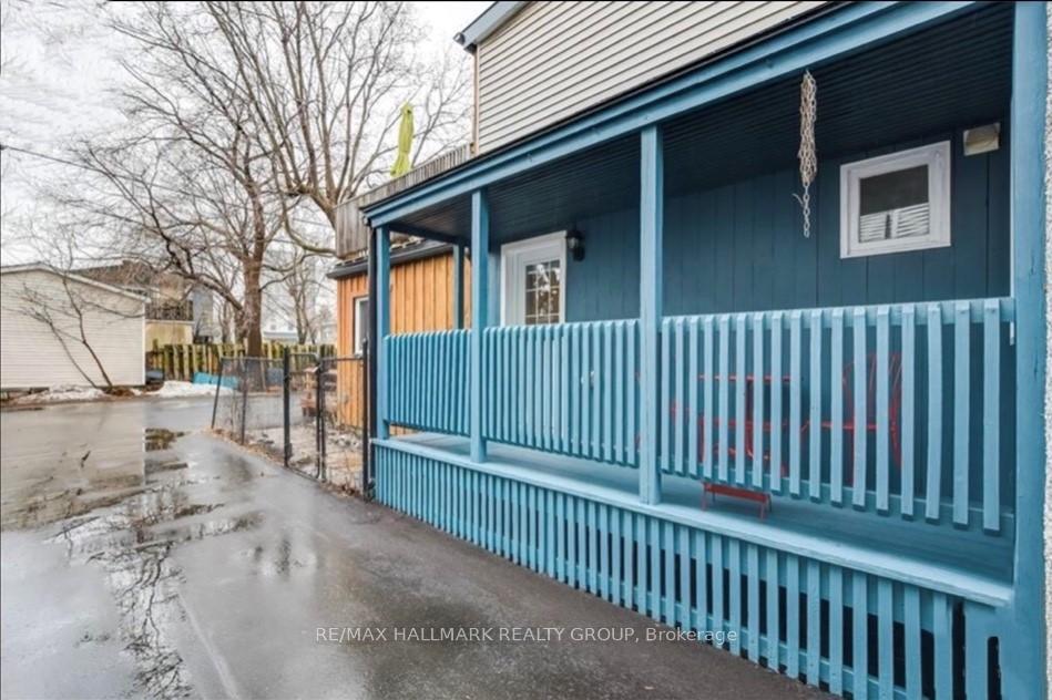 Photo 1 of 40 Stirling Avenue, Ottawa, Hintonburg — HOMEH
