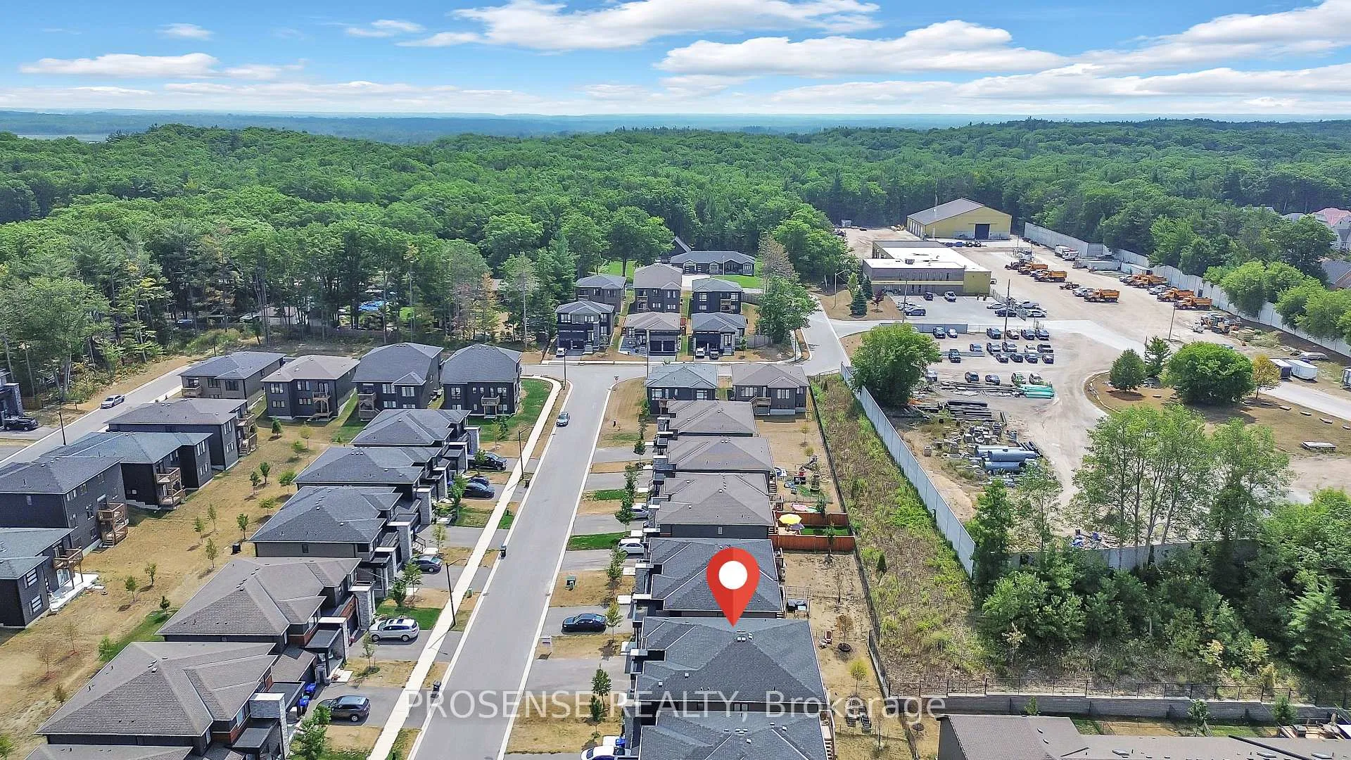 Photo 3 of 47 Eberhardt Drive, Wasaga Beach — HOMEH