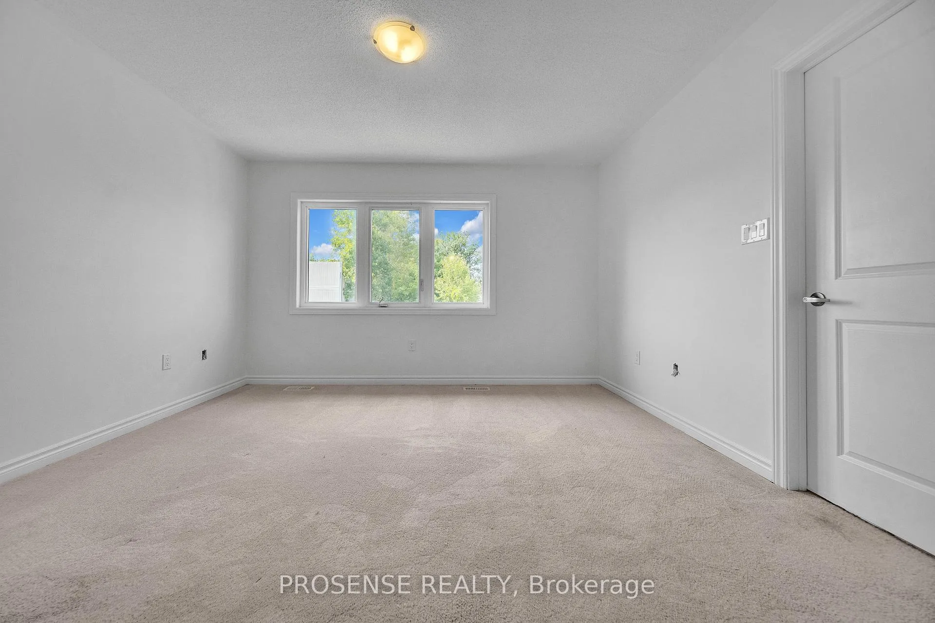 Photo 23 of 47 Eberhardt Drive, Wasaga Beach — HOMEH