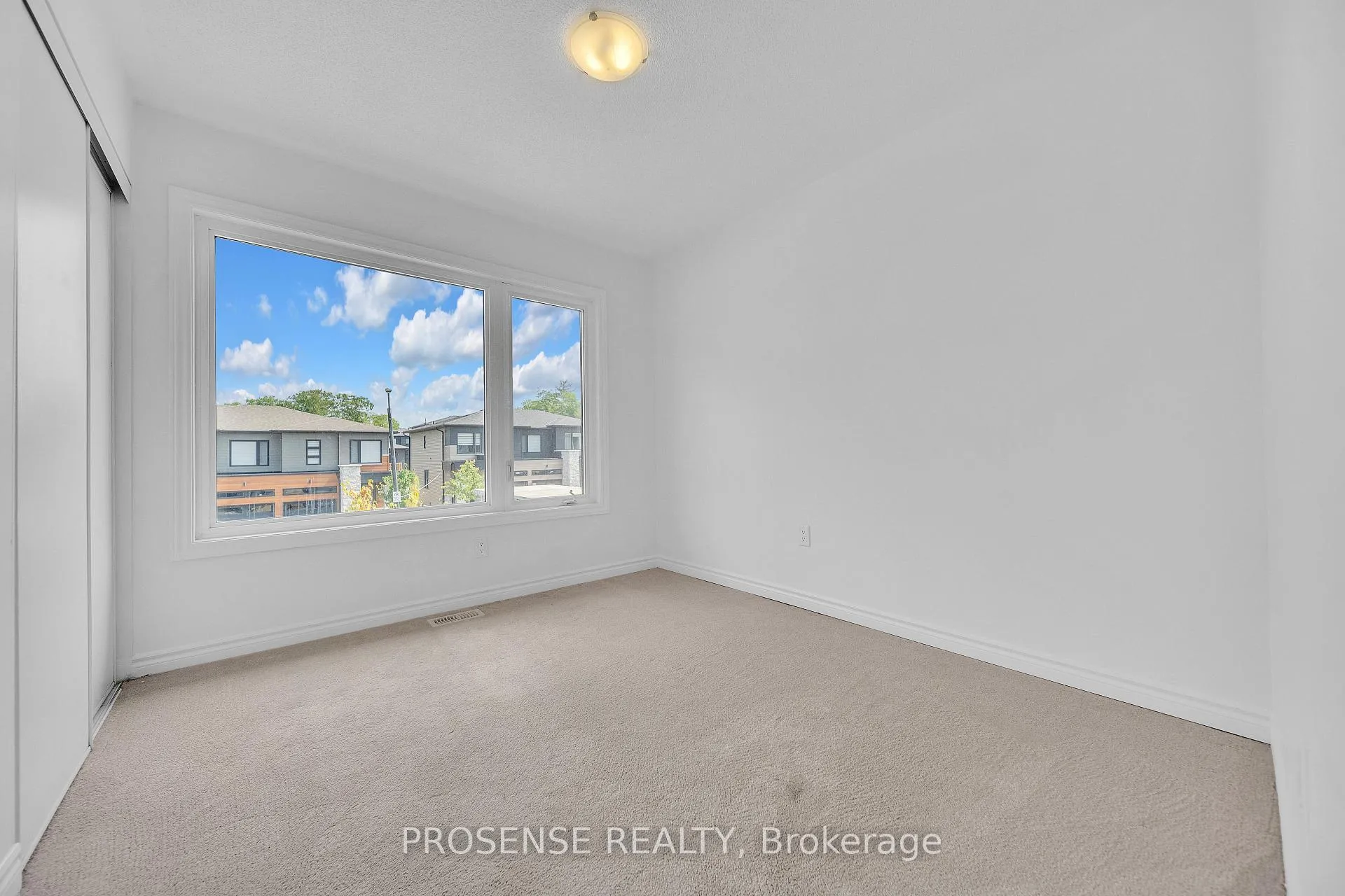 Photo 32 of 47 Eberhardt Drive, Wasaga Beach — HOMEH