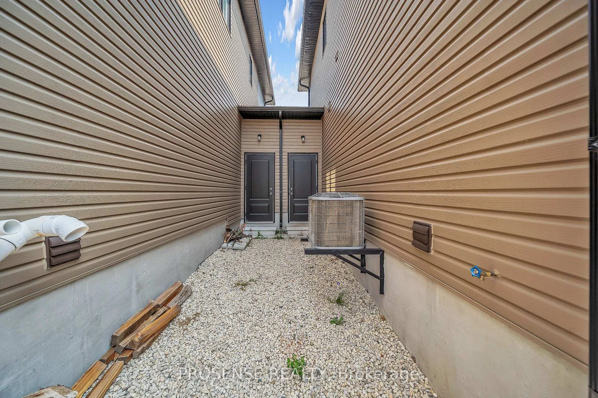 Photo 40 of 47 Eberhardt Drive, Wasaga Beach — HOMEH