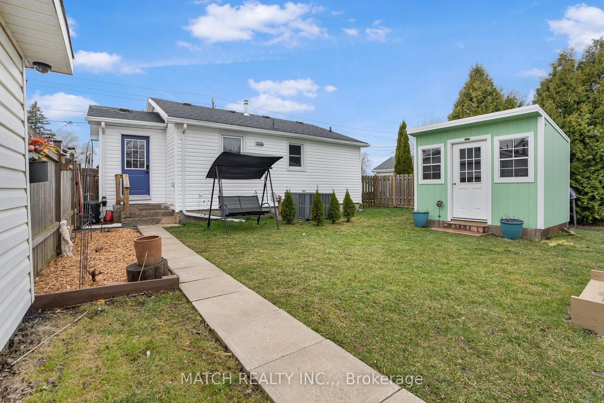 Photo 35 of 779 Albert Street, Chatham-Kent, Wallaceburg — HOMEH