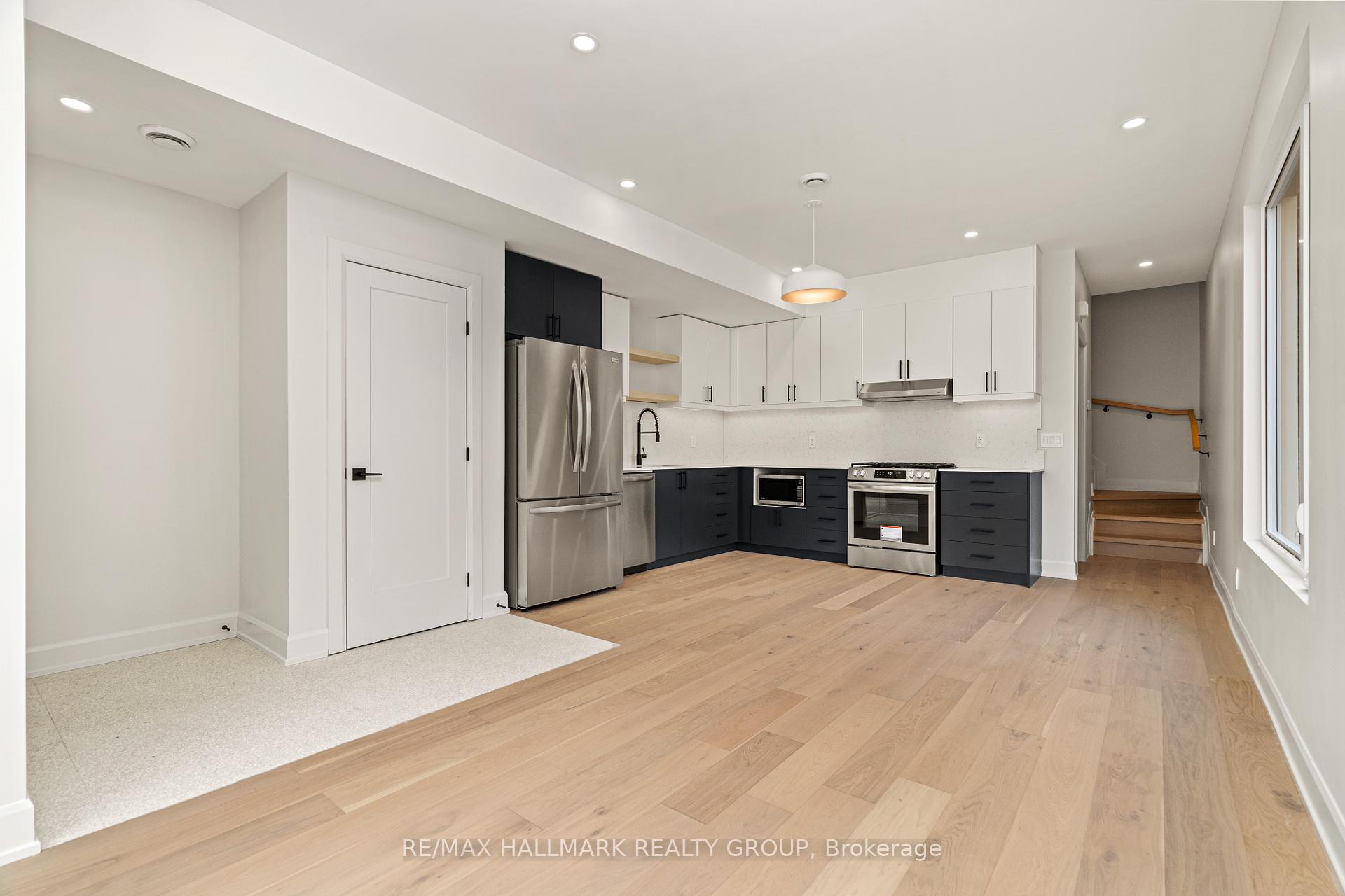 Photo 6 of Unit B, 134 Forward Avenue, Ottawa, Mechanicsville — HOMEH