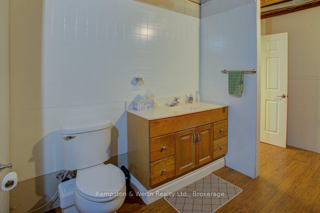 Photo 24 of 112 Old Bridge Road S, West Grey — HOMEH