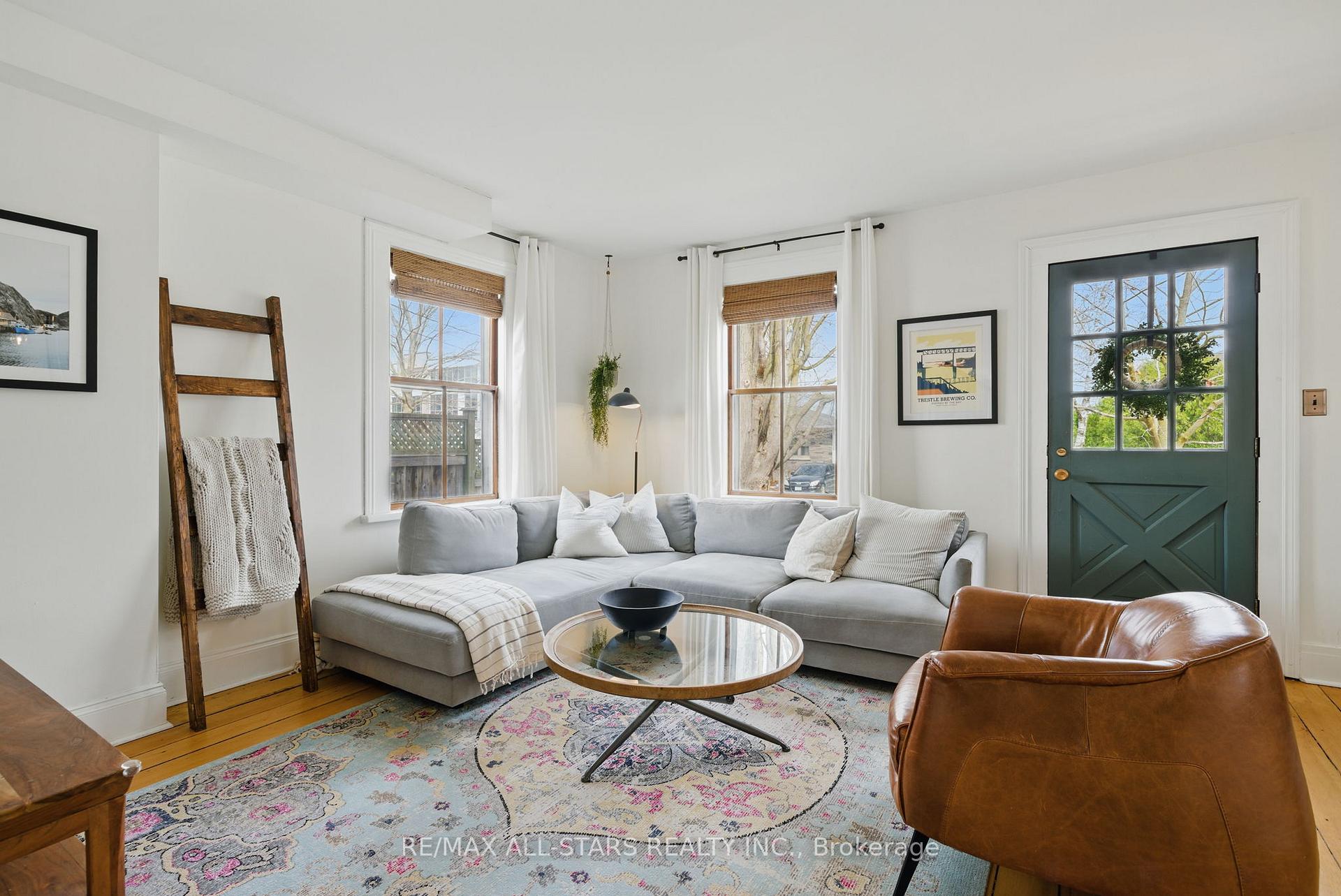 Photo 7 of 104 Mechanic Street, Uxbridge — HOMEH