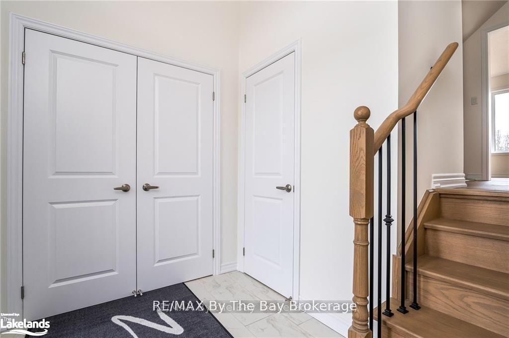 Photo 2 of 24 Simona Avenue, Wasaga Beach — HOMEH