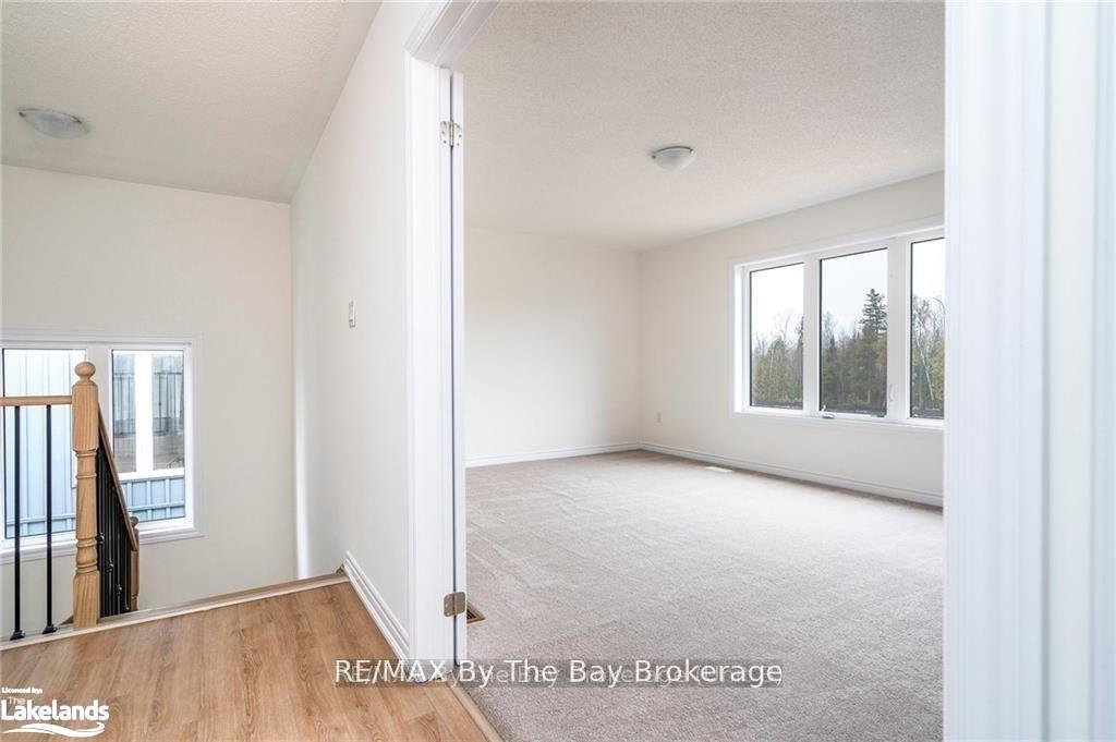 Photo 7 of 24 Simona Avenue, Wasaga Beach — HOMEH