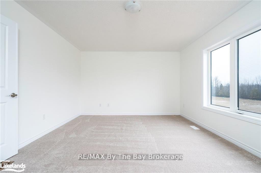 Photo 8 of 24 Simona Avenue, Wasaga Beach — HOMEH