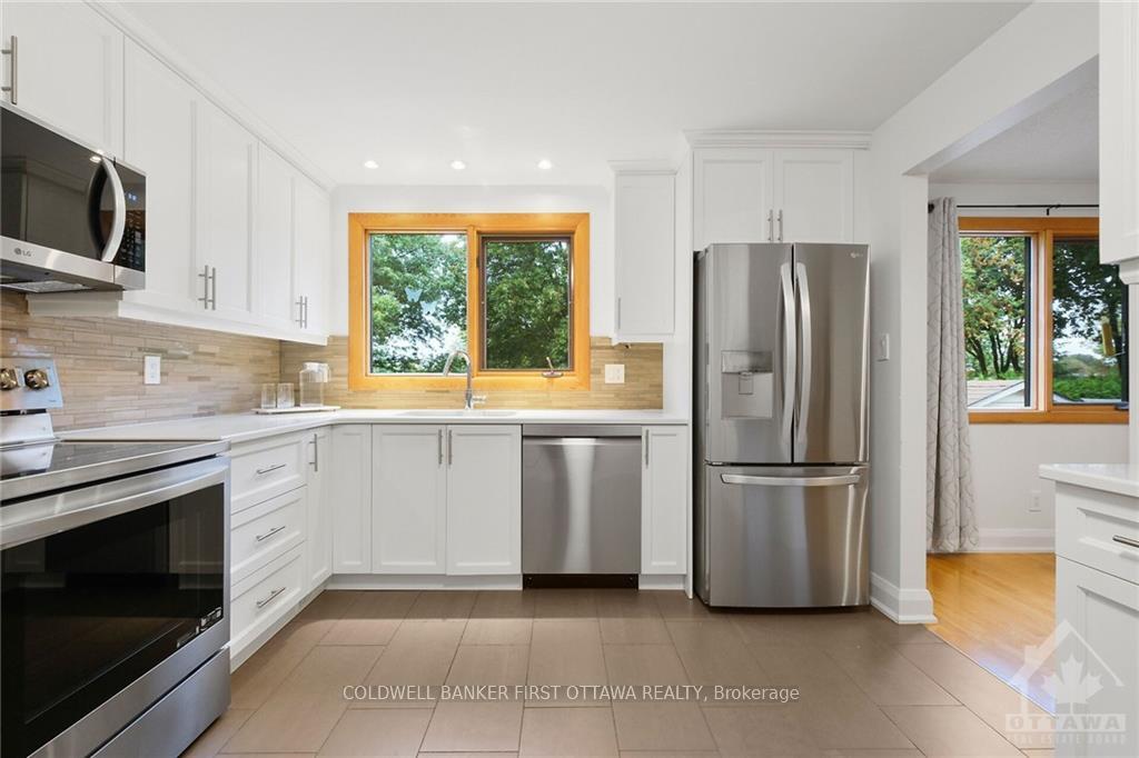 Photo 10 of 661 La Verendrye Drive, Ottawa, Beacon Hill North — HOMEH