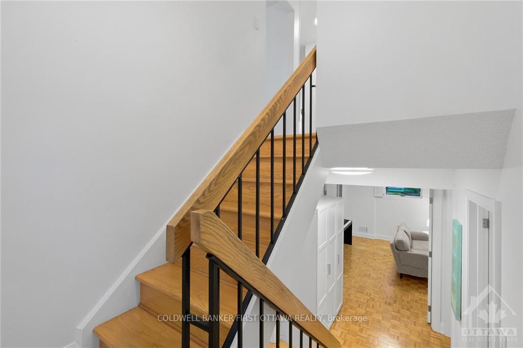 Photo 16 of 661 La Verendrye Drive, Ottawa, Beacon Hill North — HOMEH