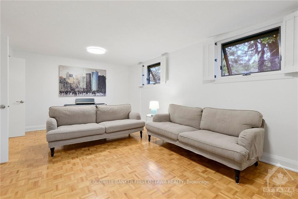 Photo 19 of 661 La Verendrye Drive, Ottawa, Beacon Hill North — HOMEH