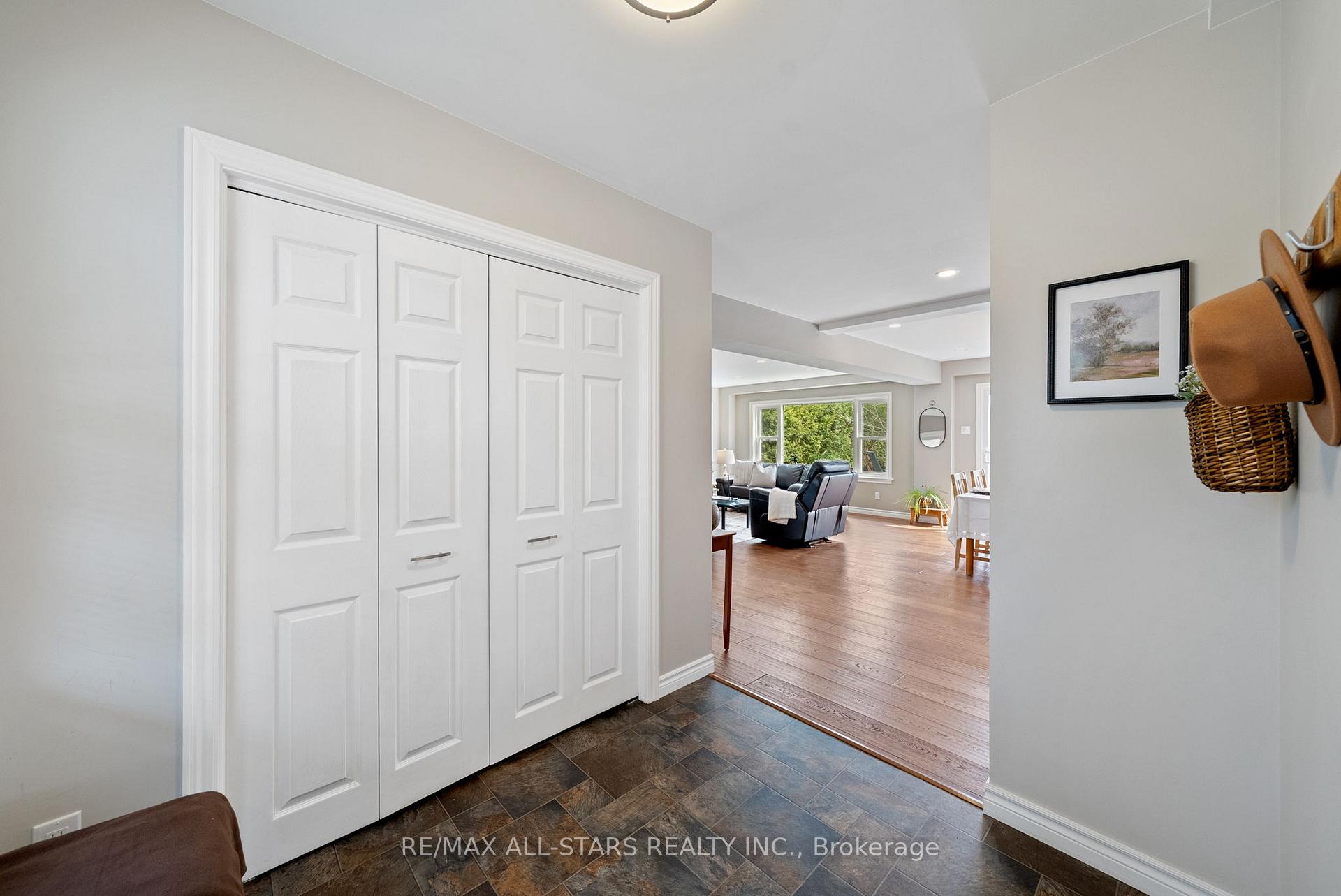 Photo 6 of 130 New Street, Uxbridge — HOMEH