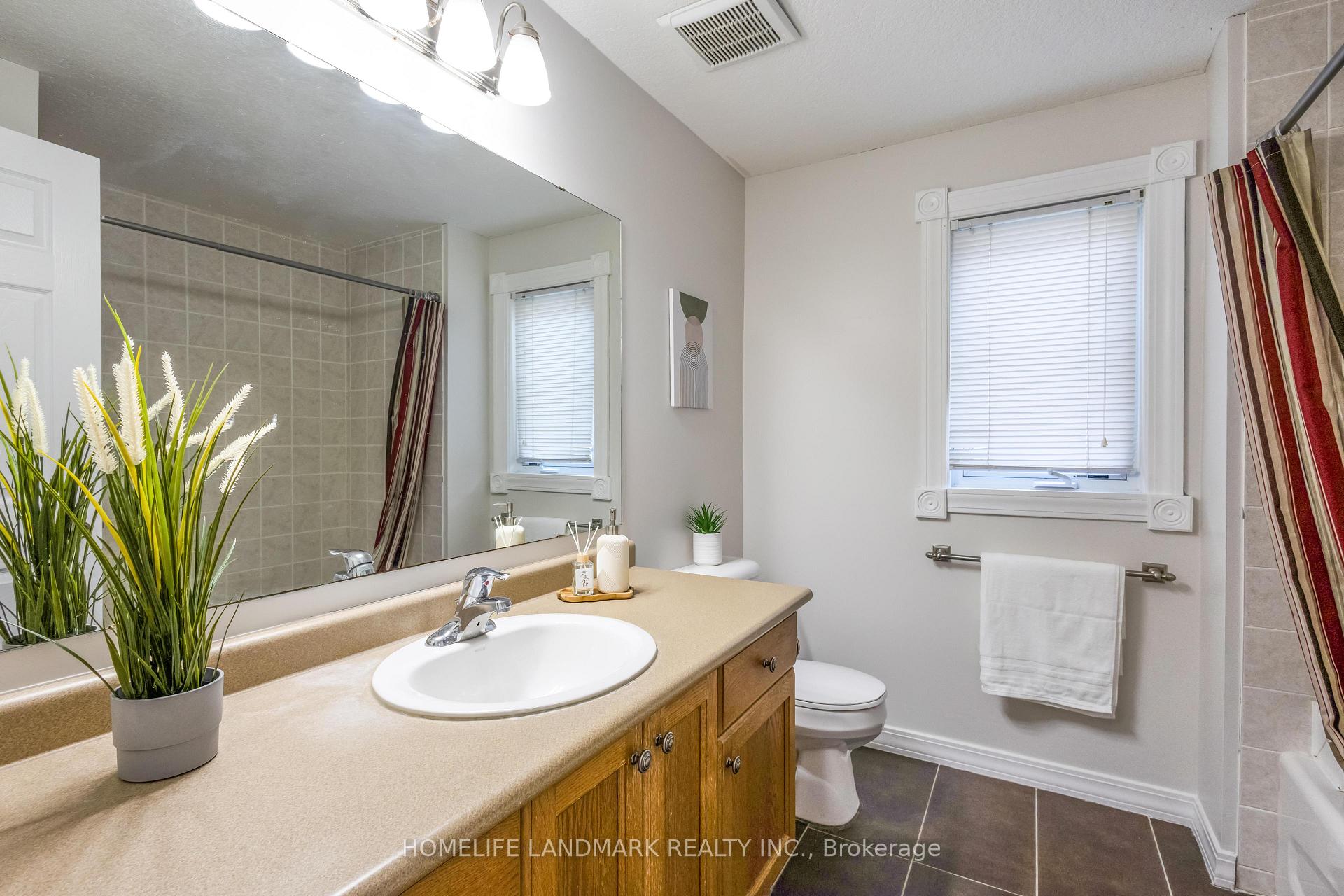 Photo 19 of 570 Violet Street, Waterloo — HOMEH