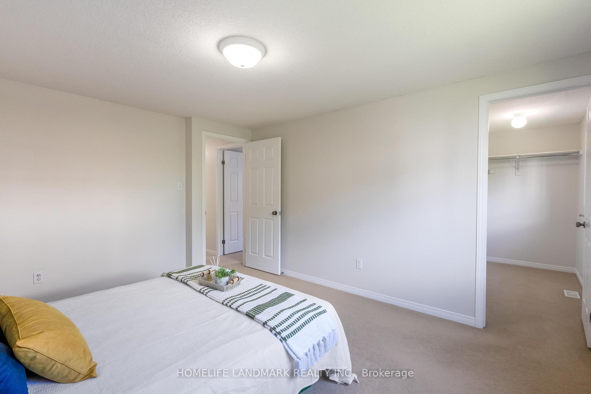 Photo 26 of 570 Violet Street, Waterloo — HOMEH