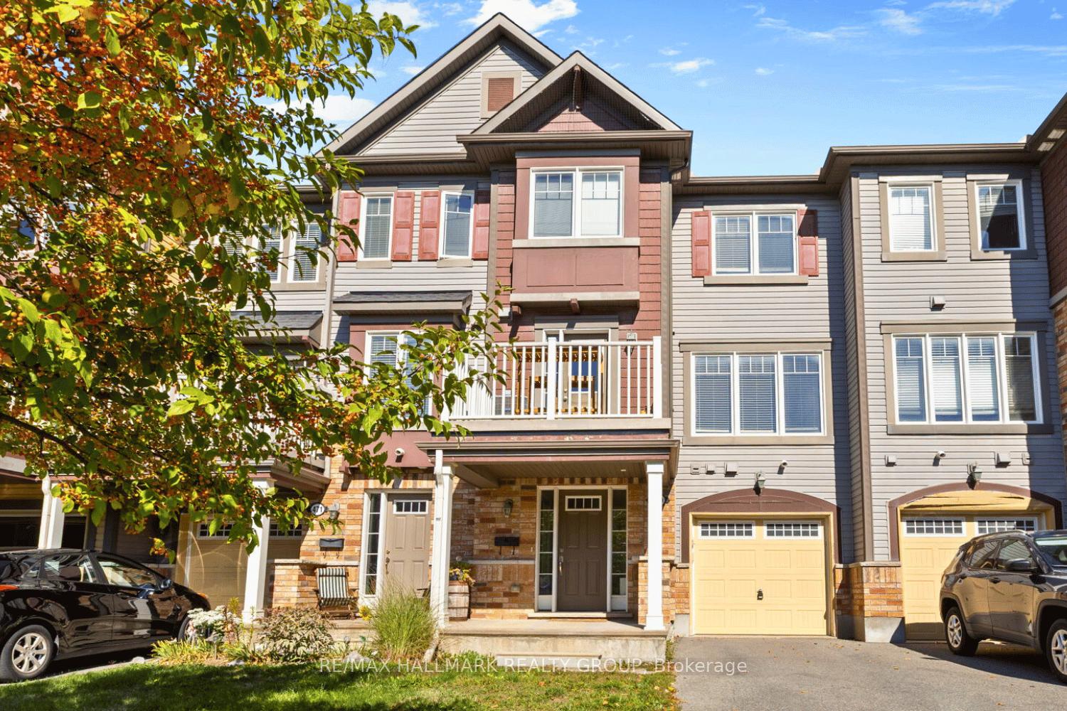 Photo 1 of 469 Meadowhawk Crescent, Ottawa, Barrhaven - Half Moon Bay — HOMEH