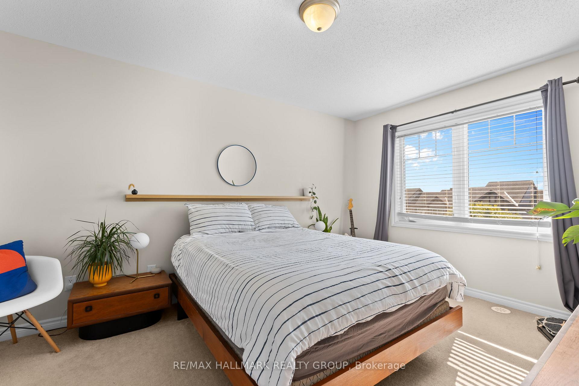 Photo 13 of 469 Meadowhawk Crescent, Ottawa, Barrhaven - Half Moon Bay — HOMEH