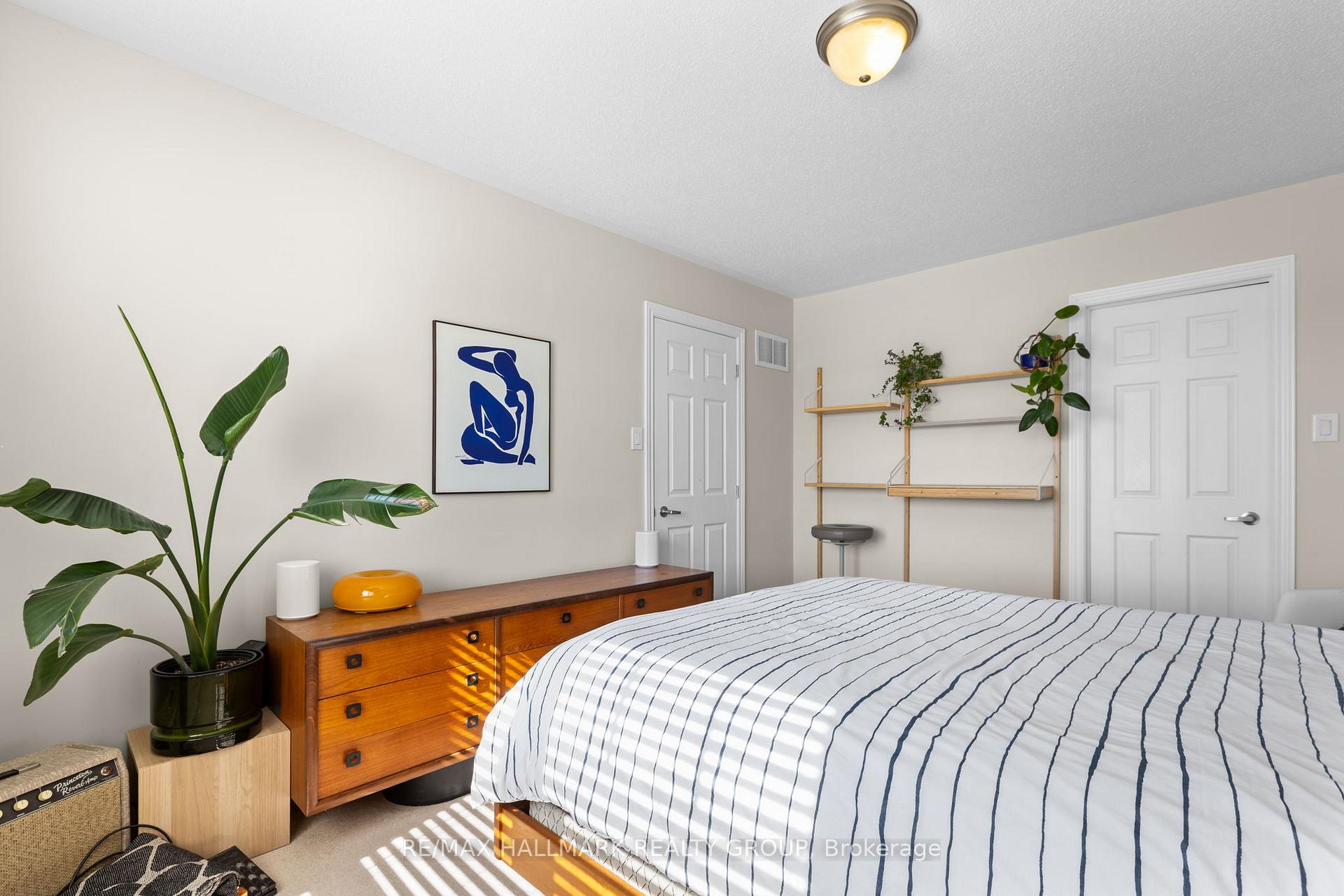 Photo 15 of 469 Meadowhawk Crescent, Ottawa, Barrhaven - Half Moon Bay — HOMEH