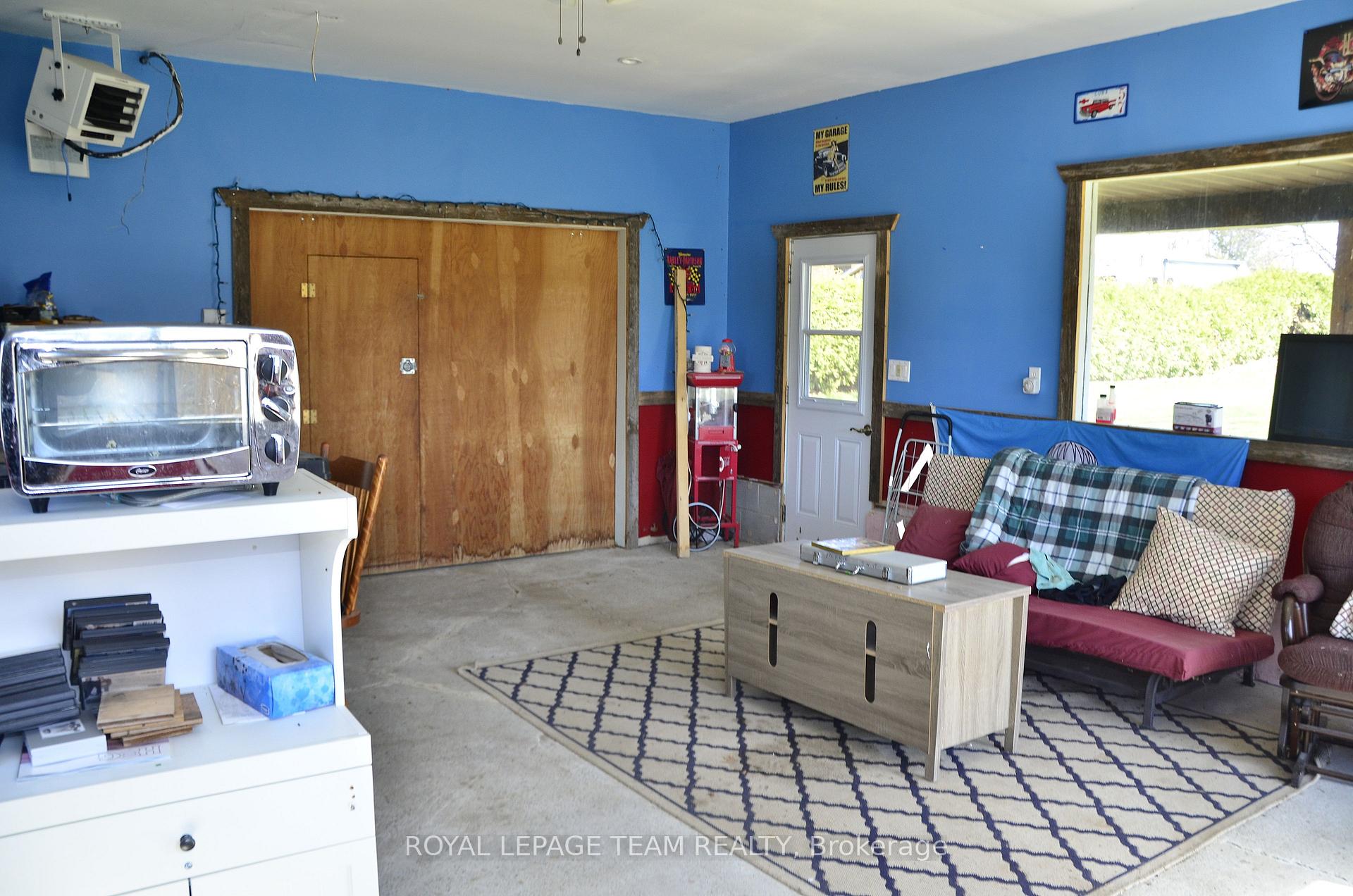 Photo 27 of 3508 Charleville Road S, Augusta, Augusta Twp — HOMEH