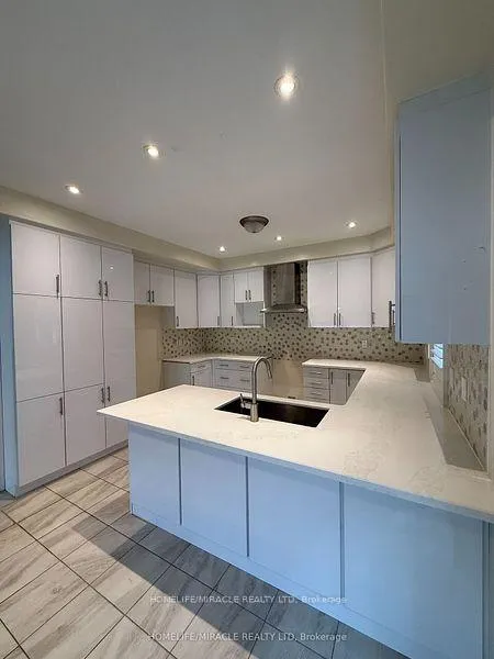 Photo 9 of 697 Audley Road S, Ajax, South East — HOMEH