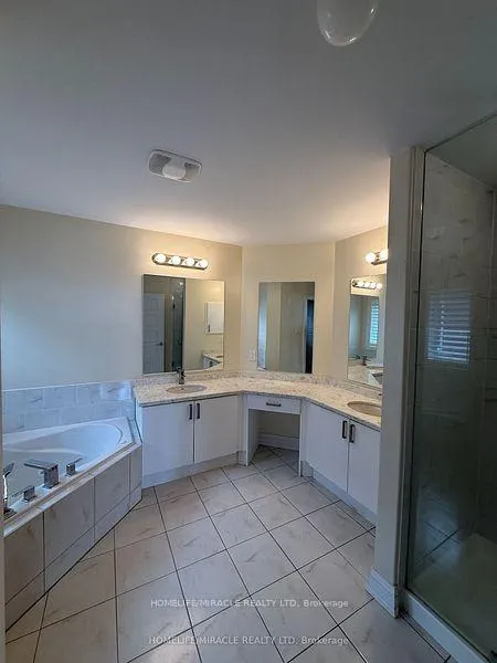 Photo 29 of 697 Audley Road S, Ajax, South East — HOMEH