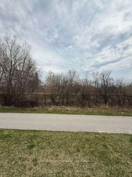 Photo 36 of 697 Audley Road S, Ajax, South East — HOMEH