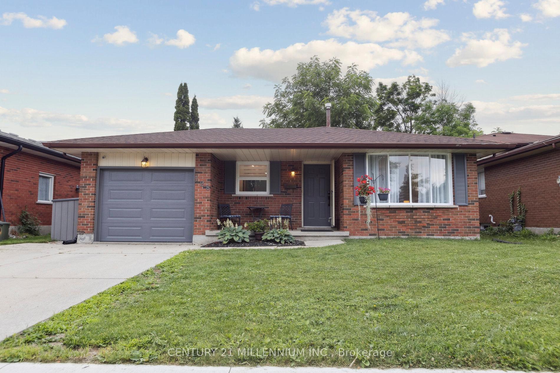 Photo 1 of 128 Westvale Drive, Waterloo — HOMEH