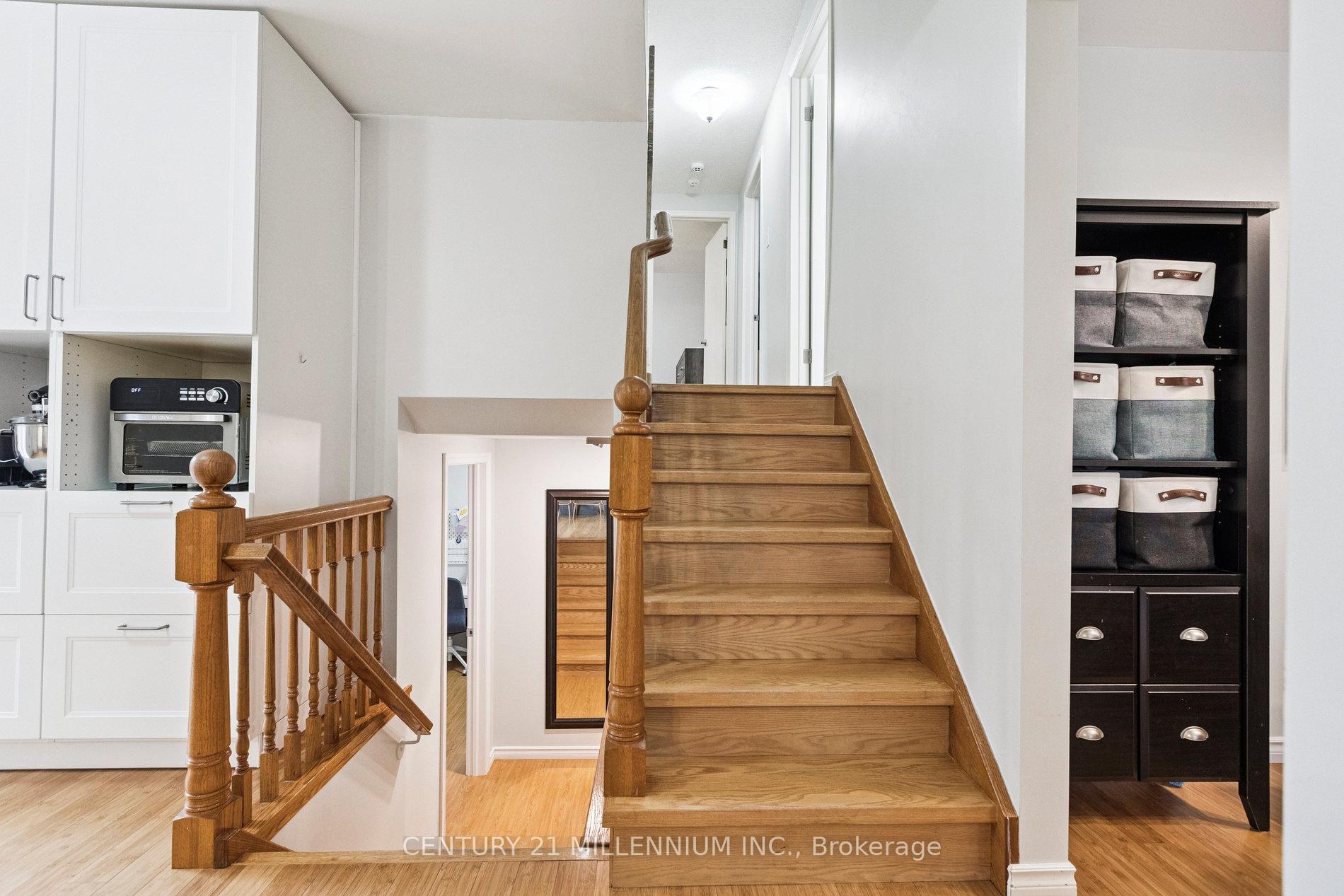 Photo 6 of 128 Westvale Drive, Waterloo — HOMEH