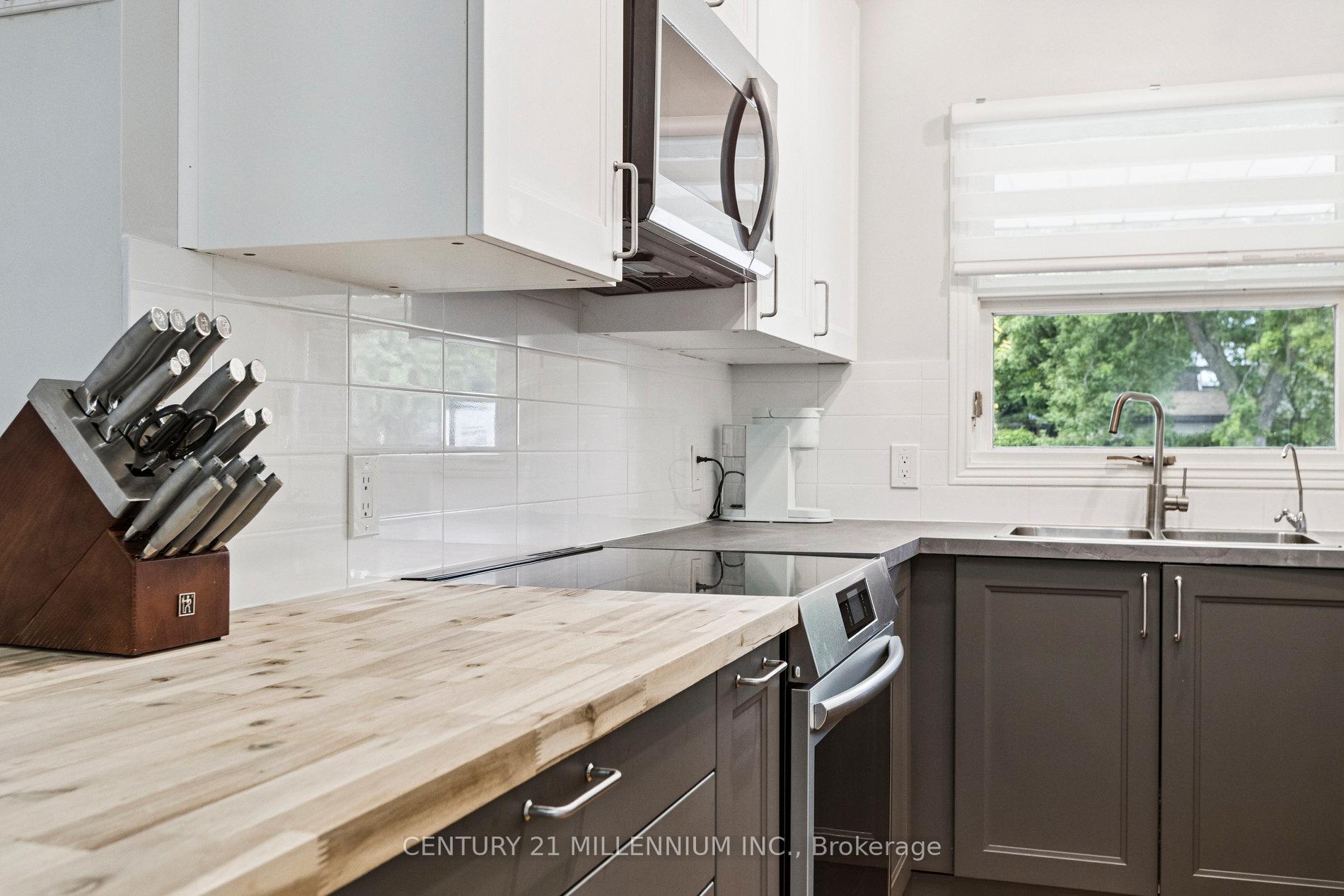 Photo 22 of 128 Westvale Drive, Waterloo — HOMEH