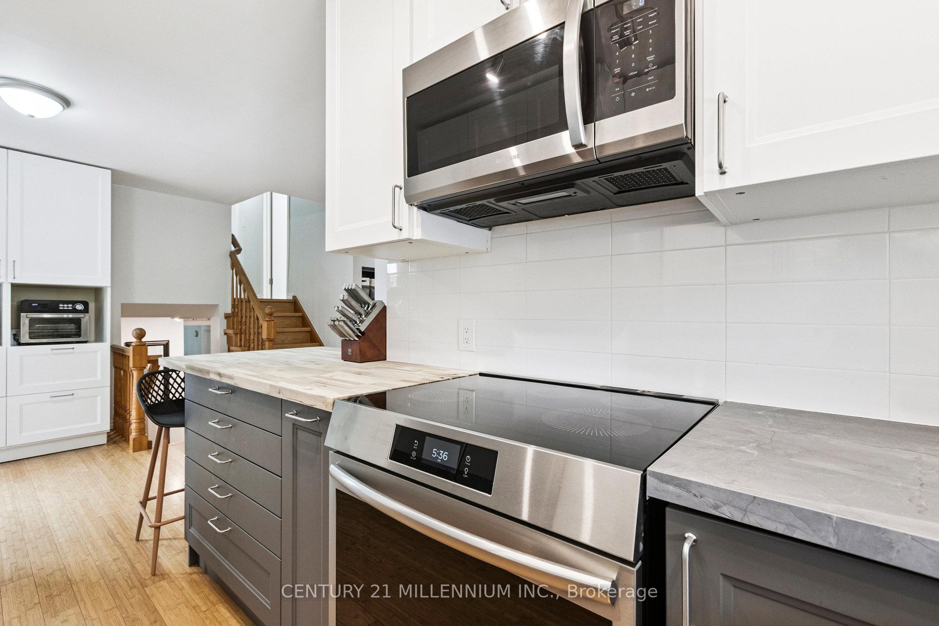 Photo 24 of 128 Westvale Drive, Waterloo — HOMEH