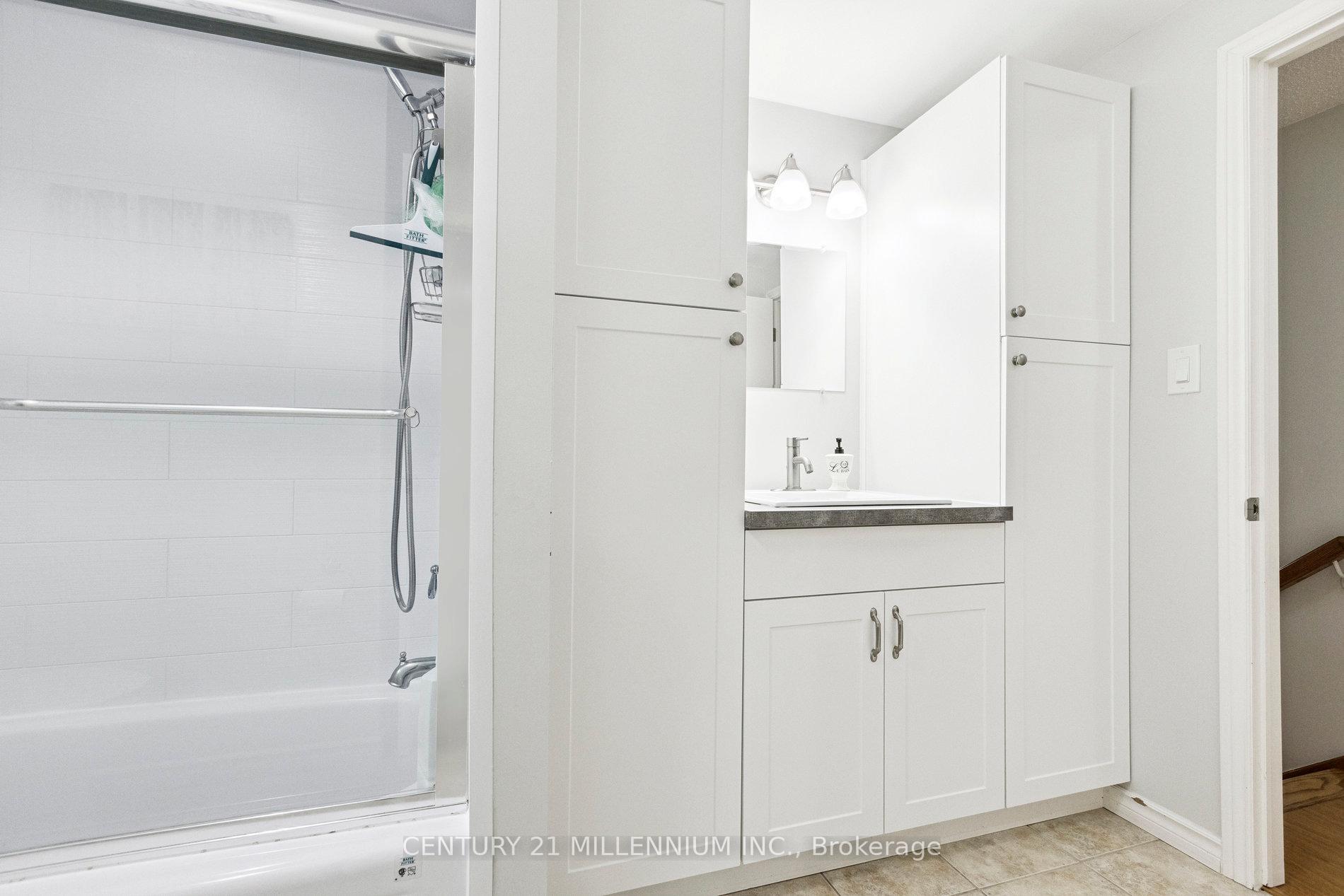 Photo 34 of 128 Westvale Drive, Waterloo — HOMEH