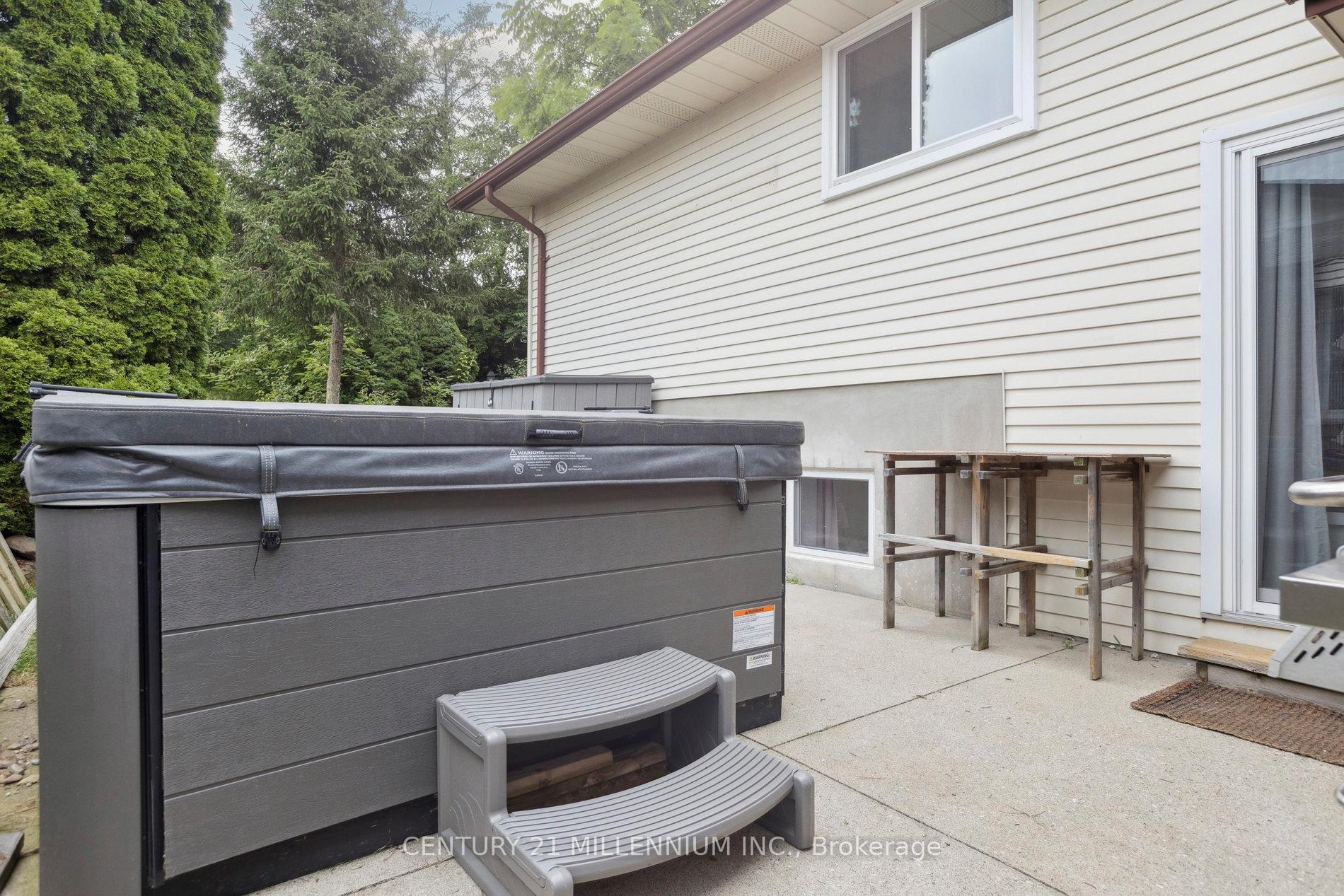 Photo 46 of 128 Westvale Drive, Waterloo — HOMEH