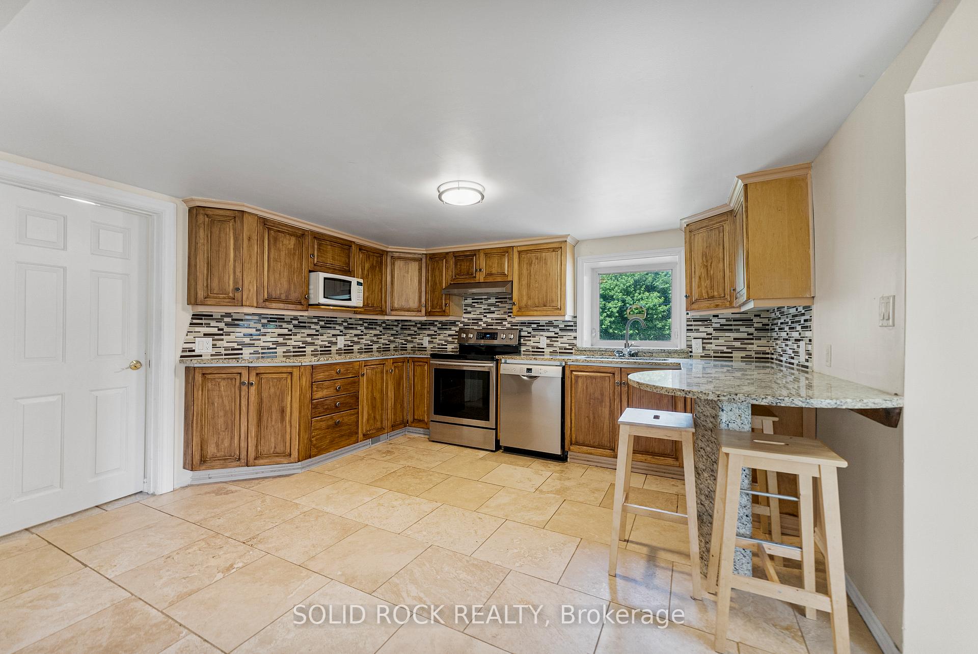 Photo 8 of 306 Richmond Road, Beckwith, Beckwith Twp — HOMEH