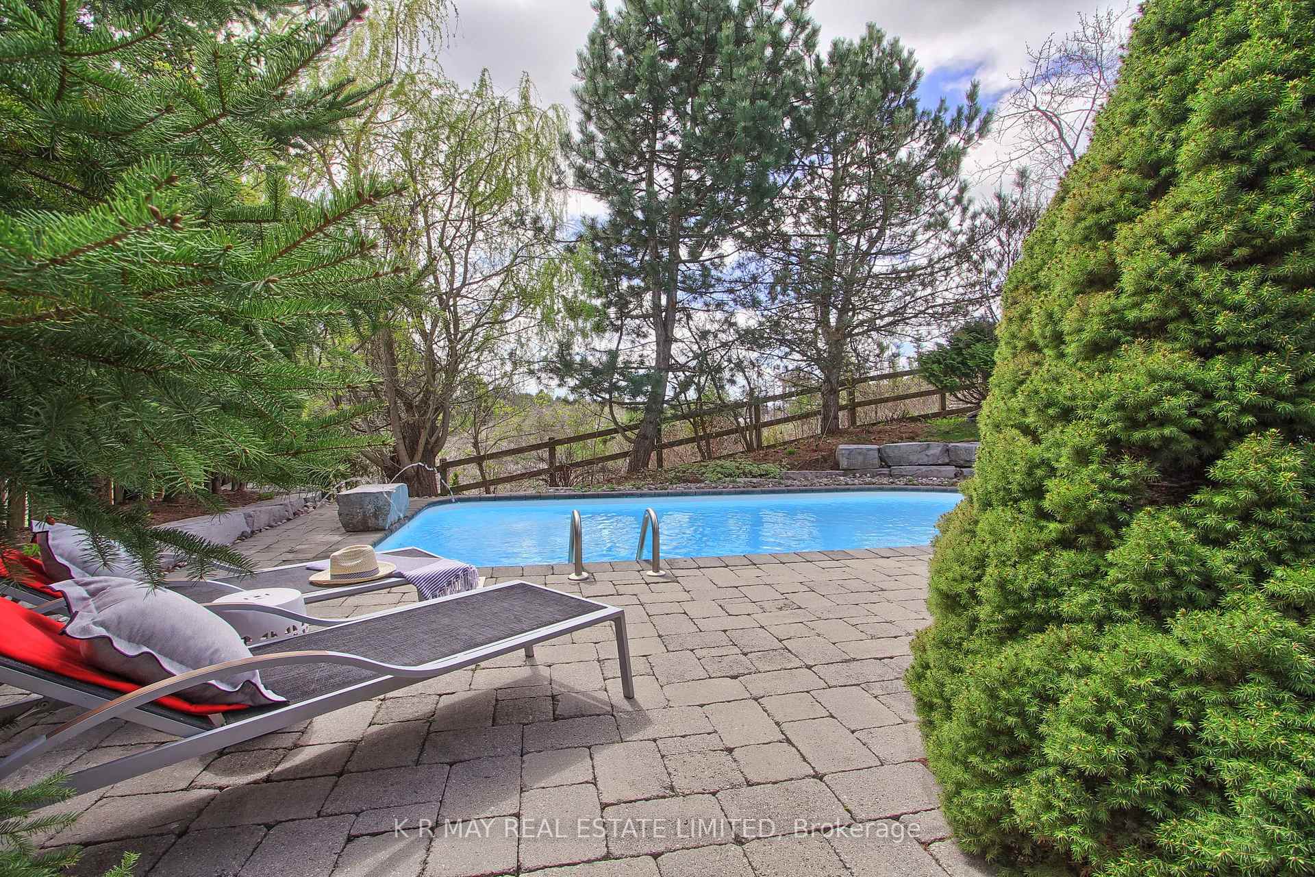 Photo 47 of 2 Widdifield Court, Uxbridge — HOMEH