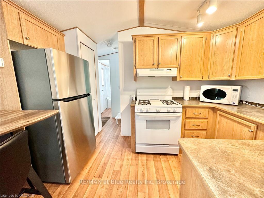 Photo 14 of Unit E7, 7489 Sideroad 5 E, Wellington North, Rural Wellington North — HOMEH