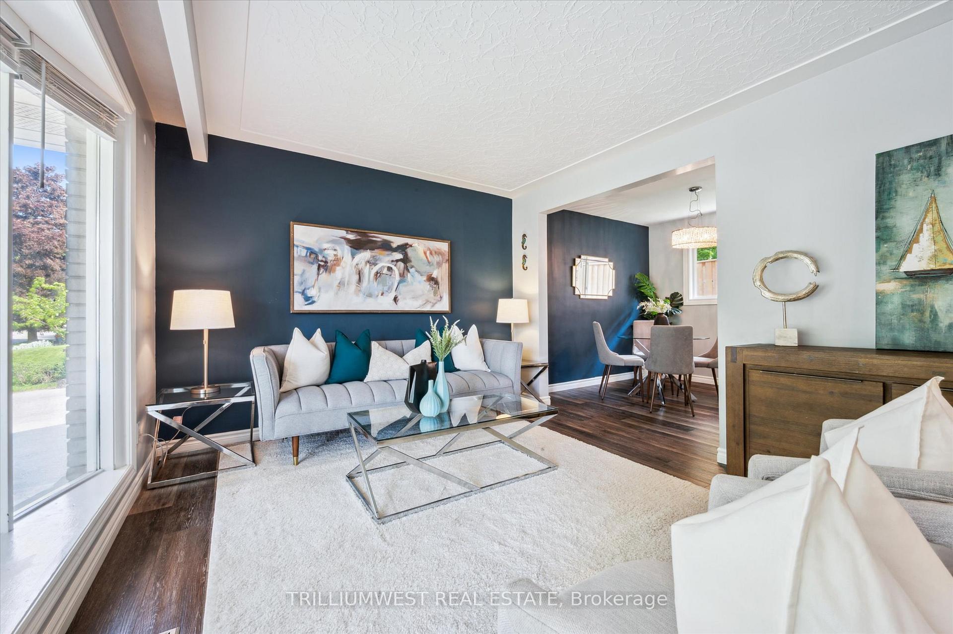 Photo 8 of 291 Parkmount Drive, Waterloo — HOMEH
