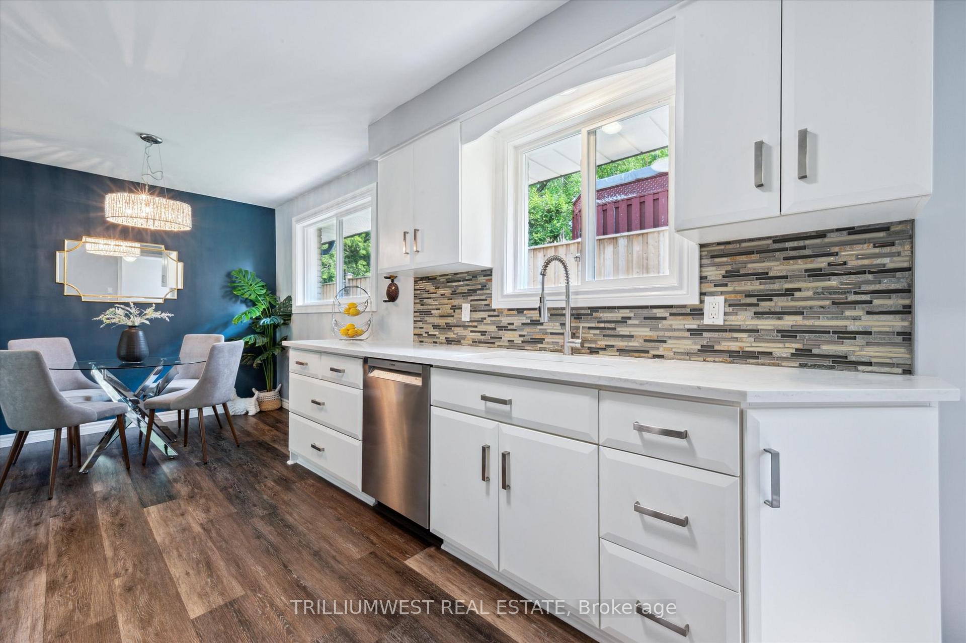 Photo 13 of 291 Parkmount Drive, Waterloo — HOMEH