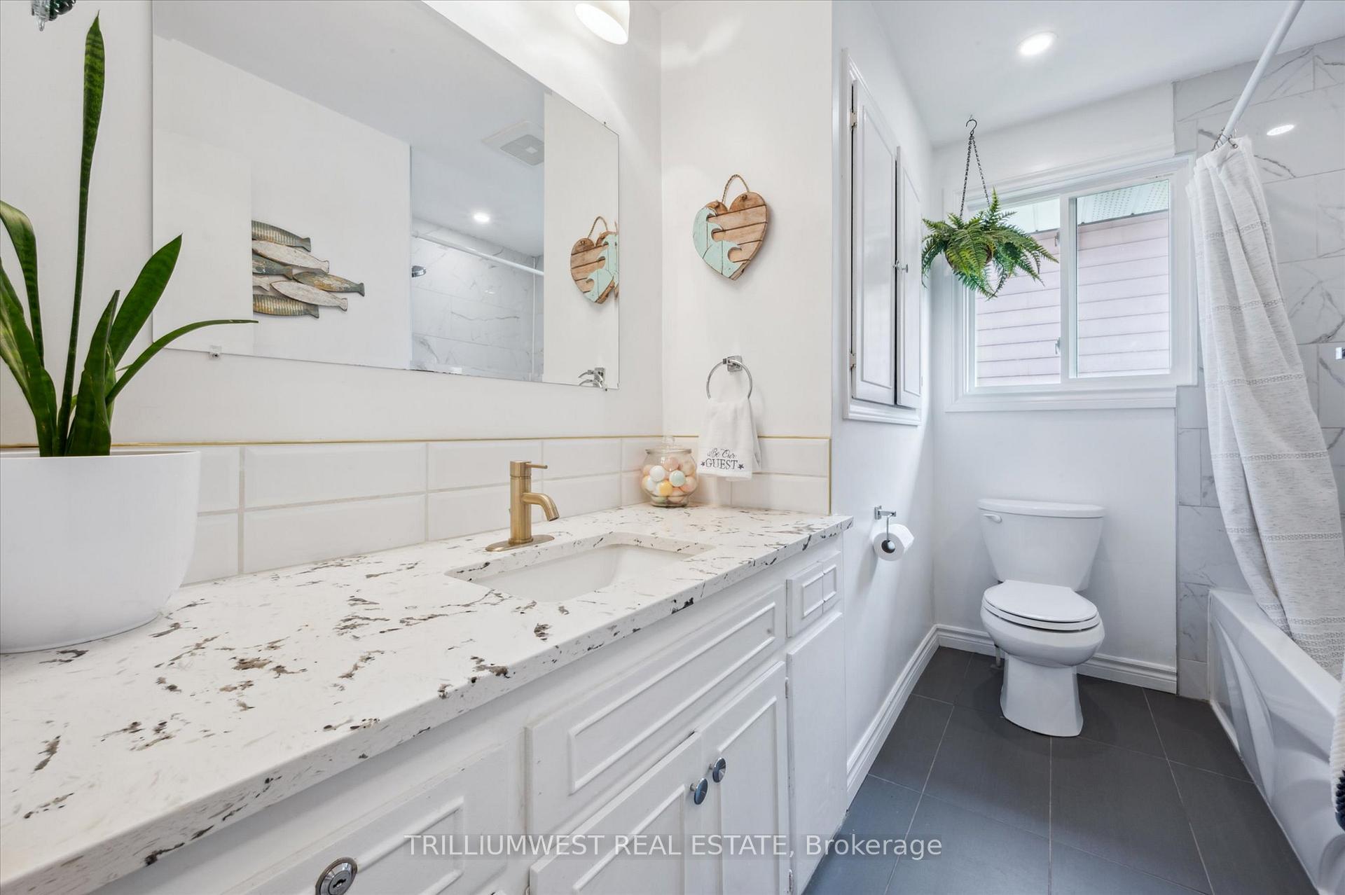 Photo 22 of 291 Parkmount Drive, Waterloo — HOMEH