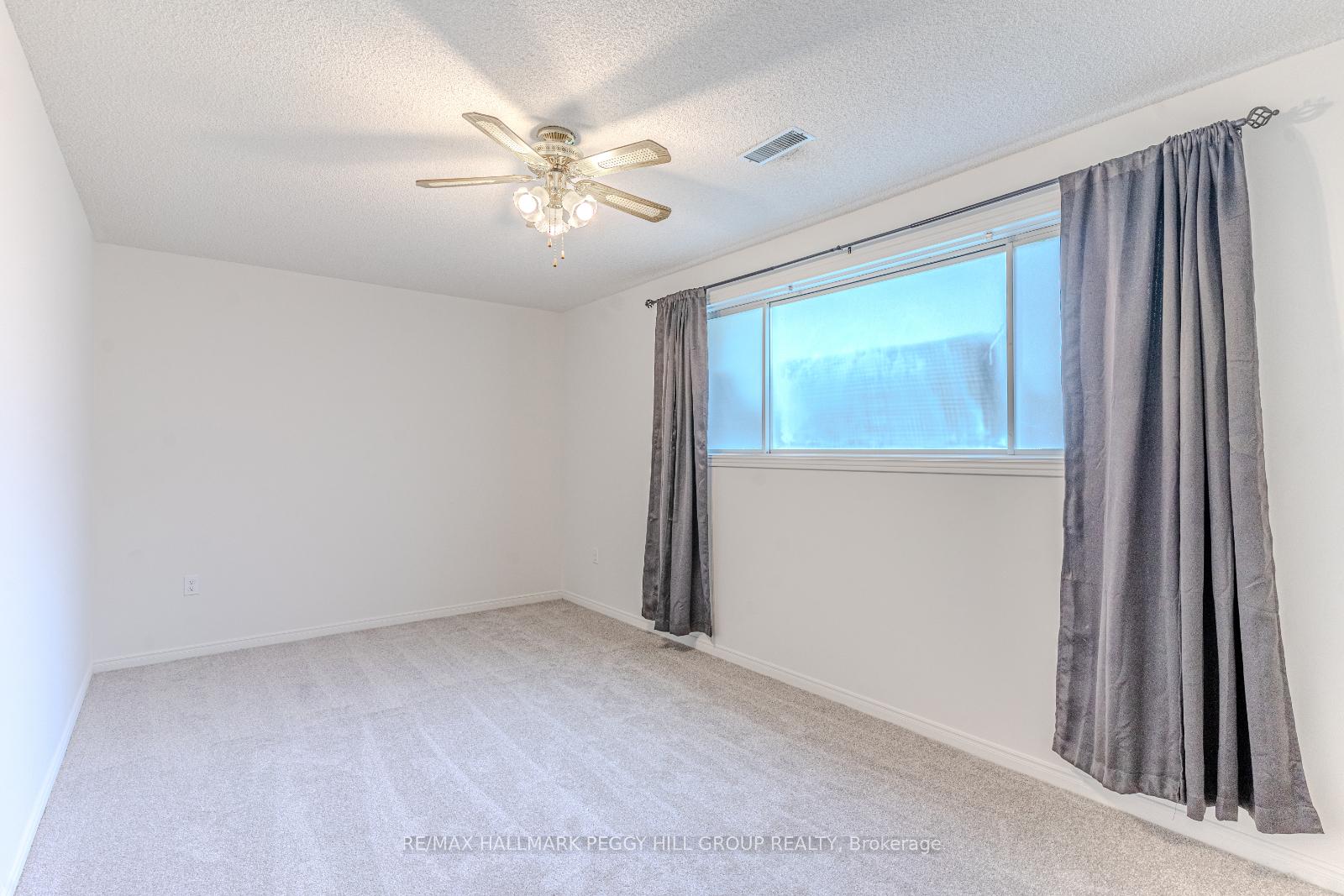 Photo 13 of 26 Innisbrook Drive, Wasaga Beach — HOMEH