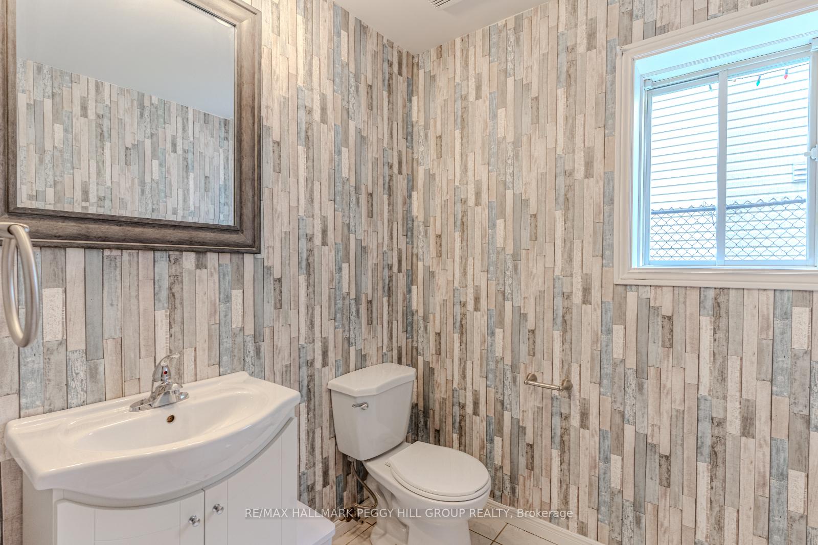 Photo 15 of 26 Innisbrook Drive, Wasaga Beach — HOMEH