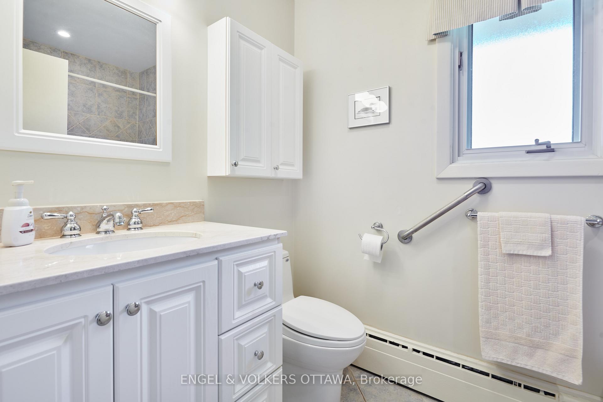 Photo 30 of 436 Crestview Road, Ottawa, Alta Vista/Faircrest Heights — HOMEH