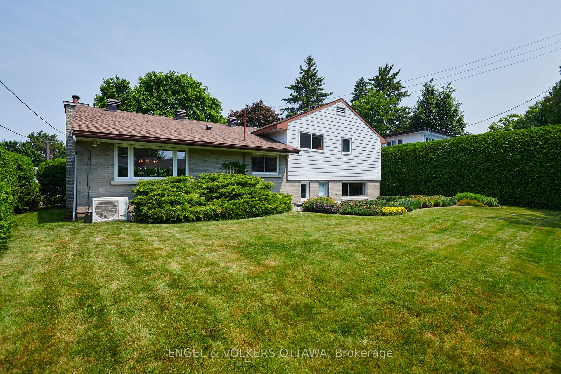 Photo 32 of 436 Crestview Road, Ottawa, Alta Vista/Faircrest Heights — HOMEH