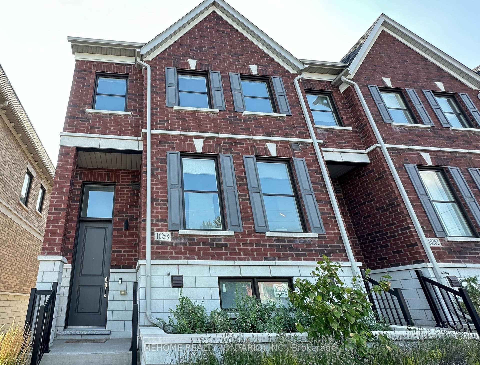 Photo 1 of 10258 Keele Street, Vaughan, Maple — HOMEH